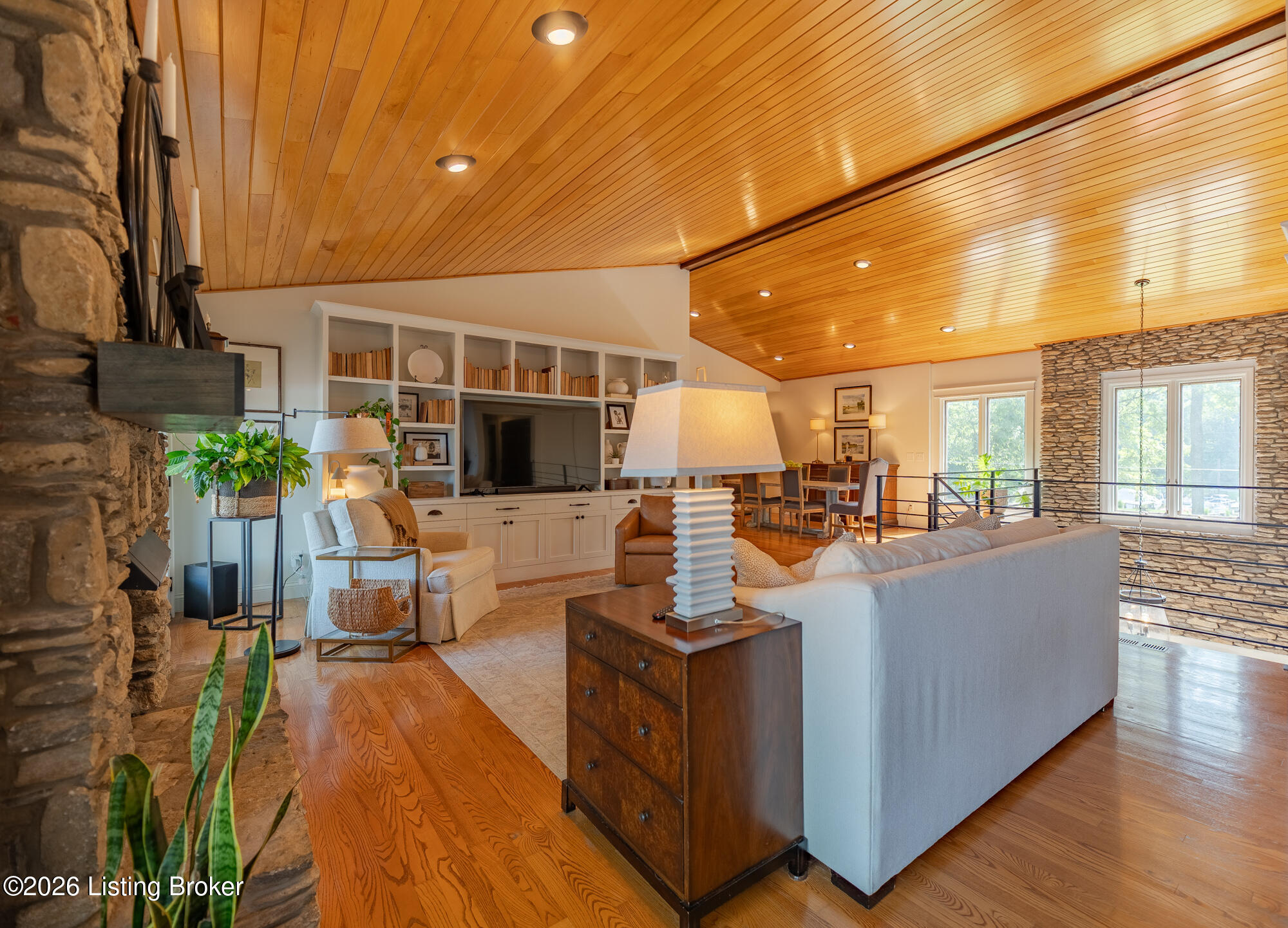 3028 Belknap Beach Rd Property Photo 16