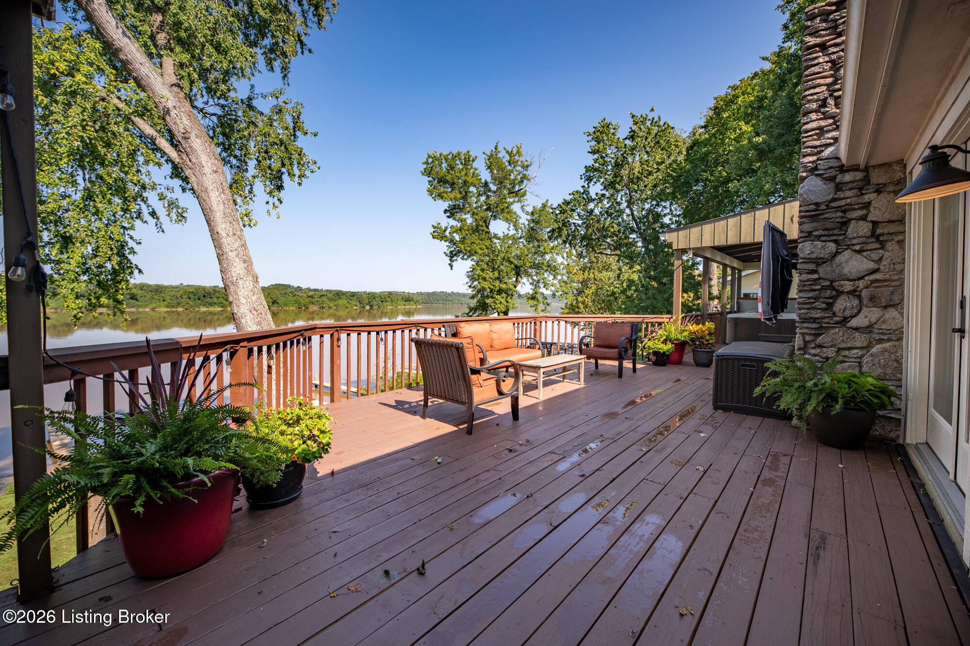 3028 Belknap Beach Rd Property Photo 32