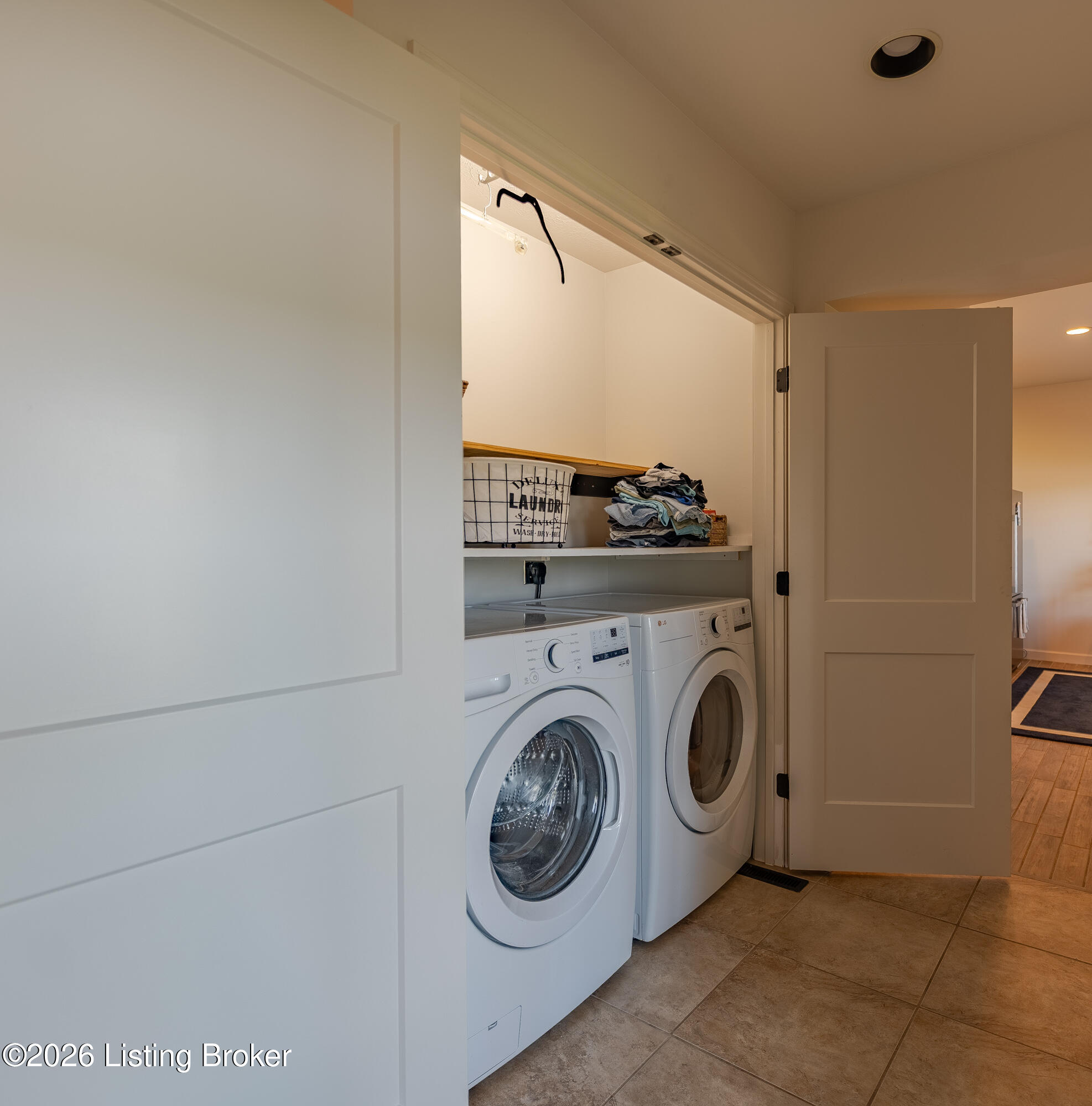 3028 Belknap Beach Rd Property Photo 48