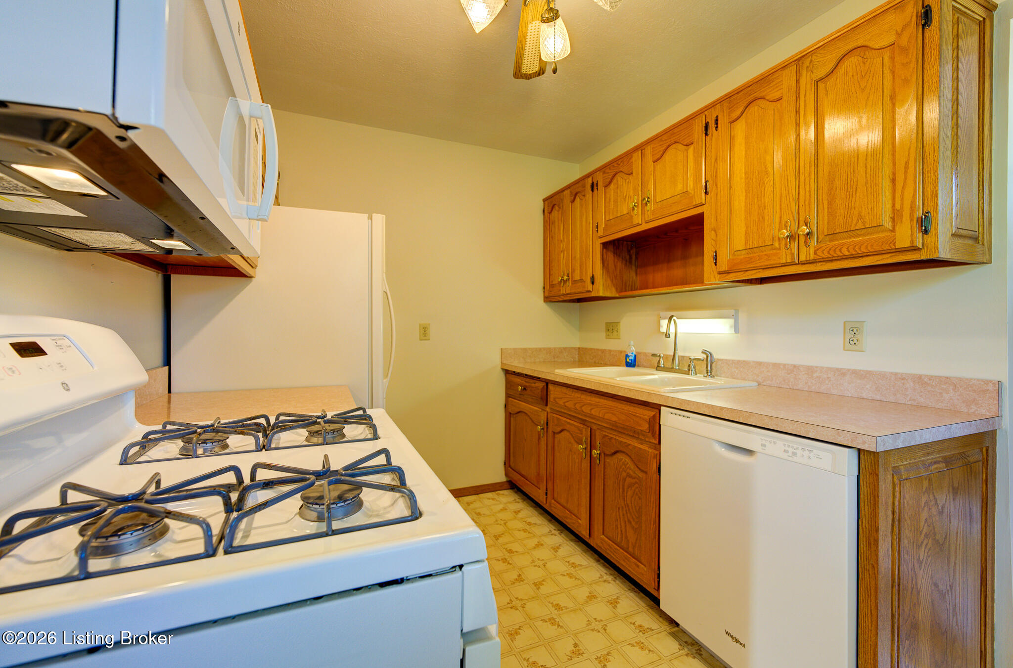 4501 Cod Dr Property Photo 7