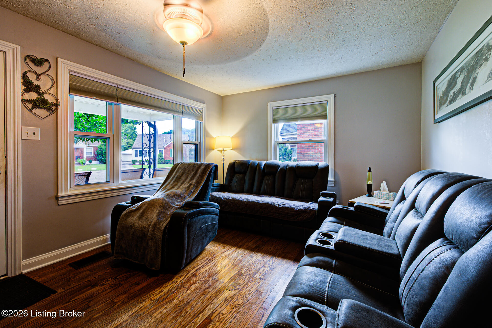 2913 Molter Ct Property Photo 4