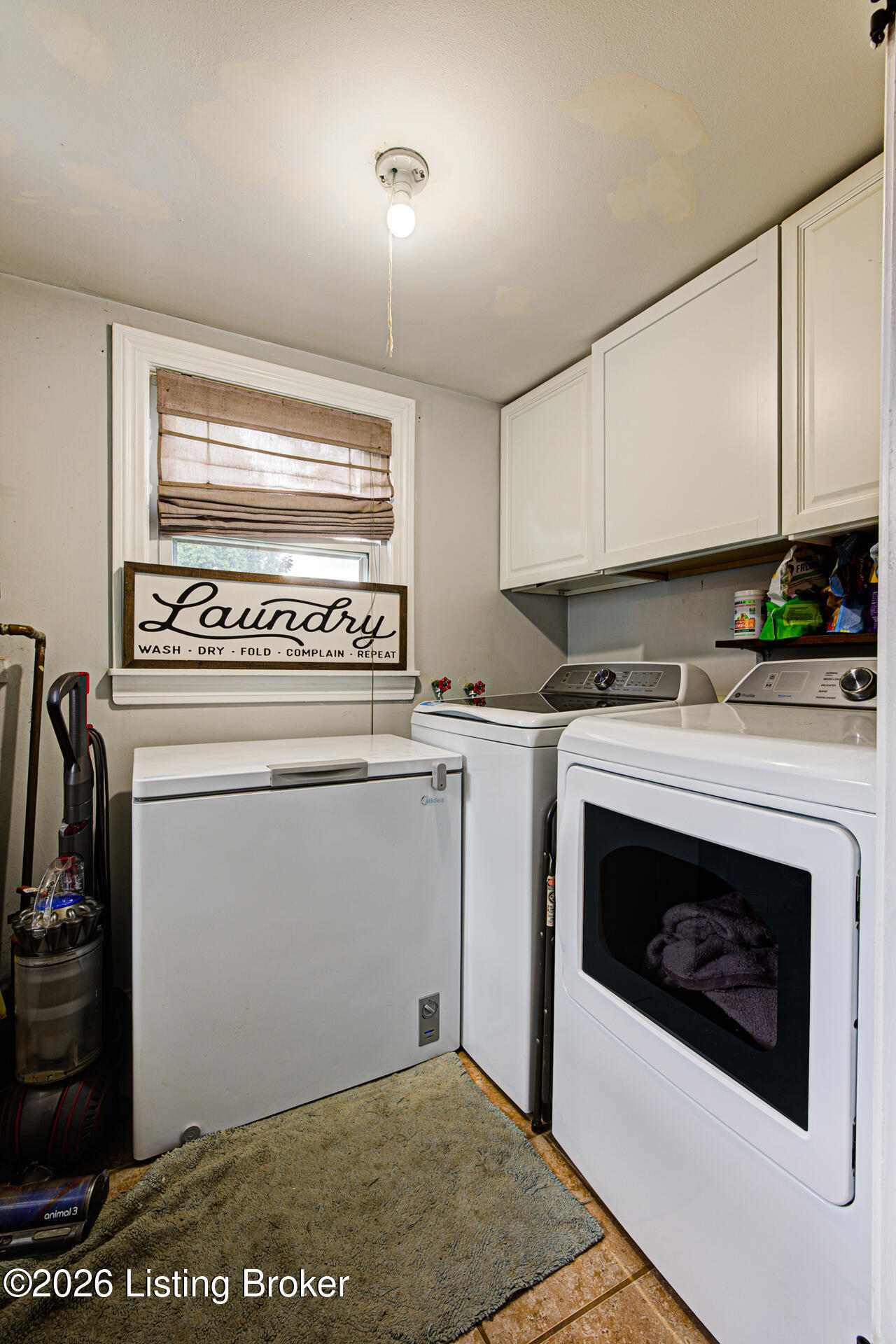 2913 Molter Ct Property Photo 9