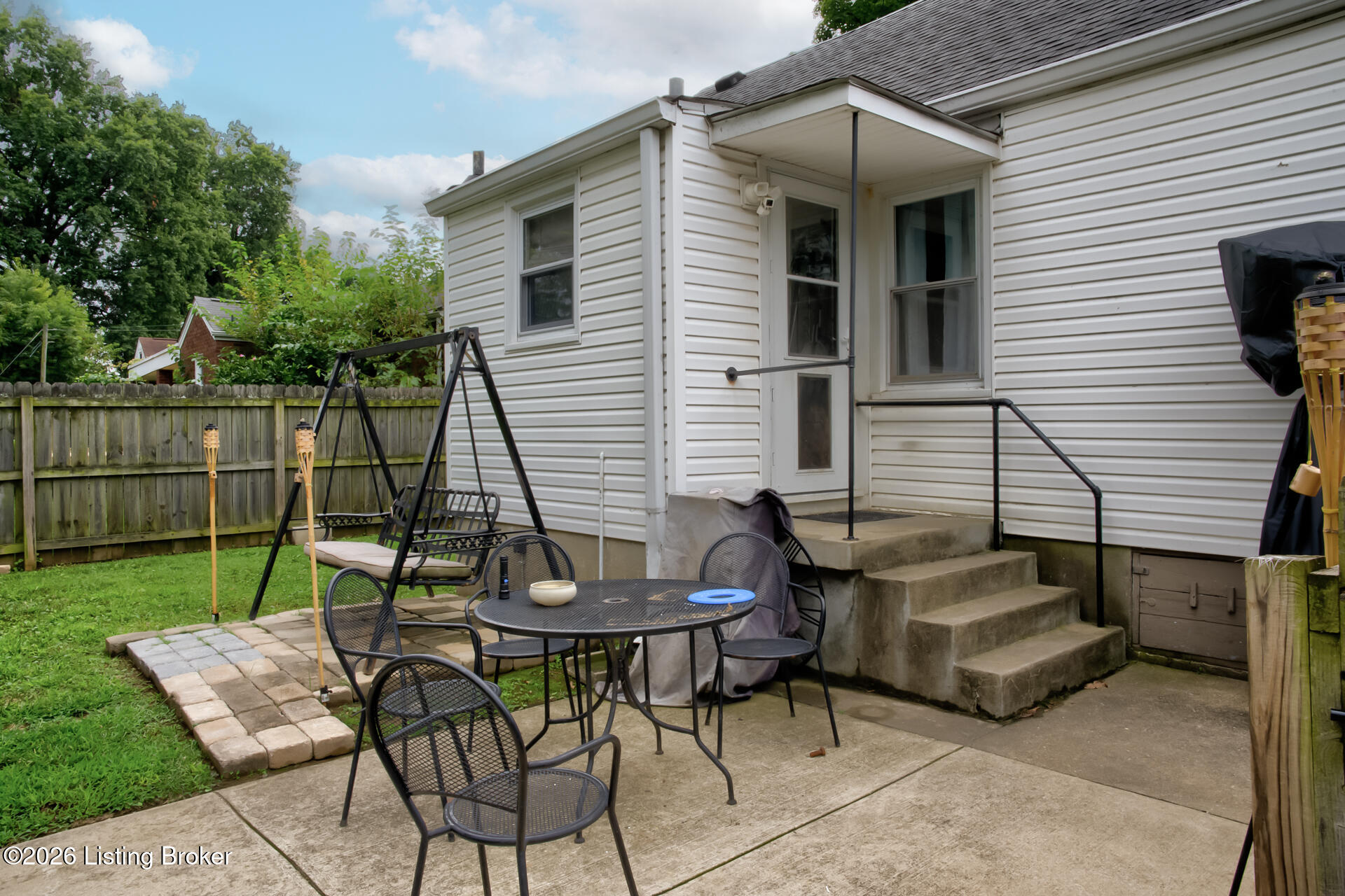 2913 Molter Ct Property Photo 18