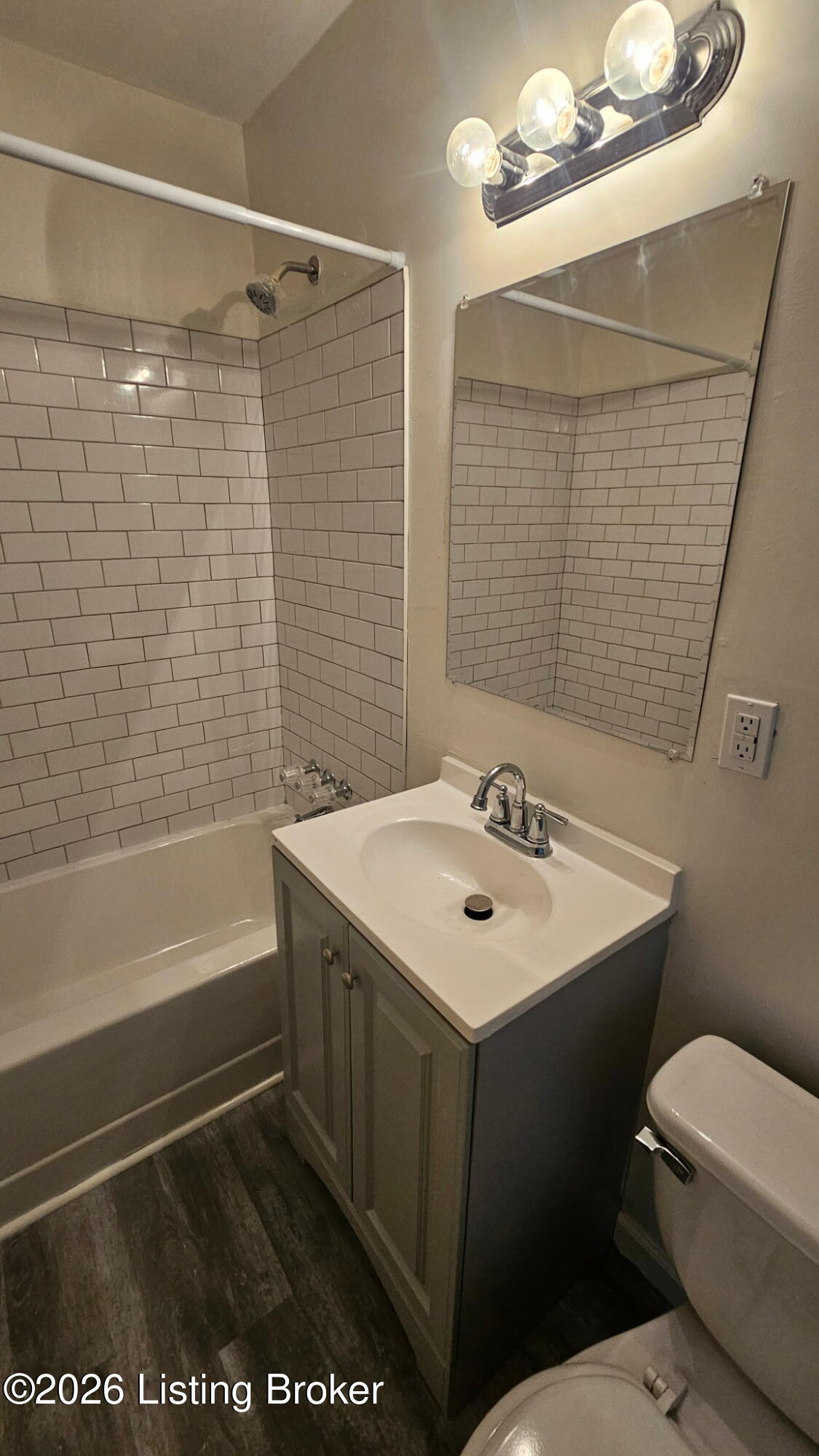 3155 S 3rd St Property Photo 16