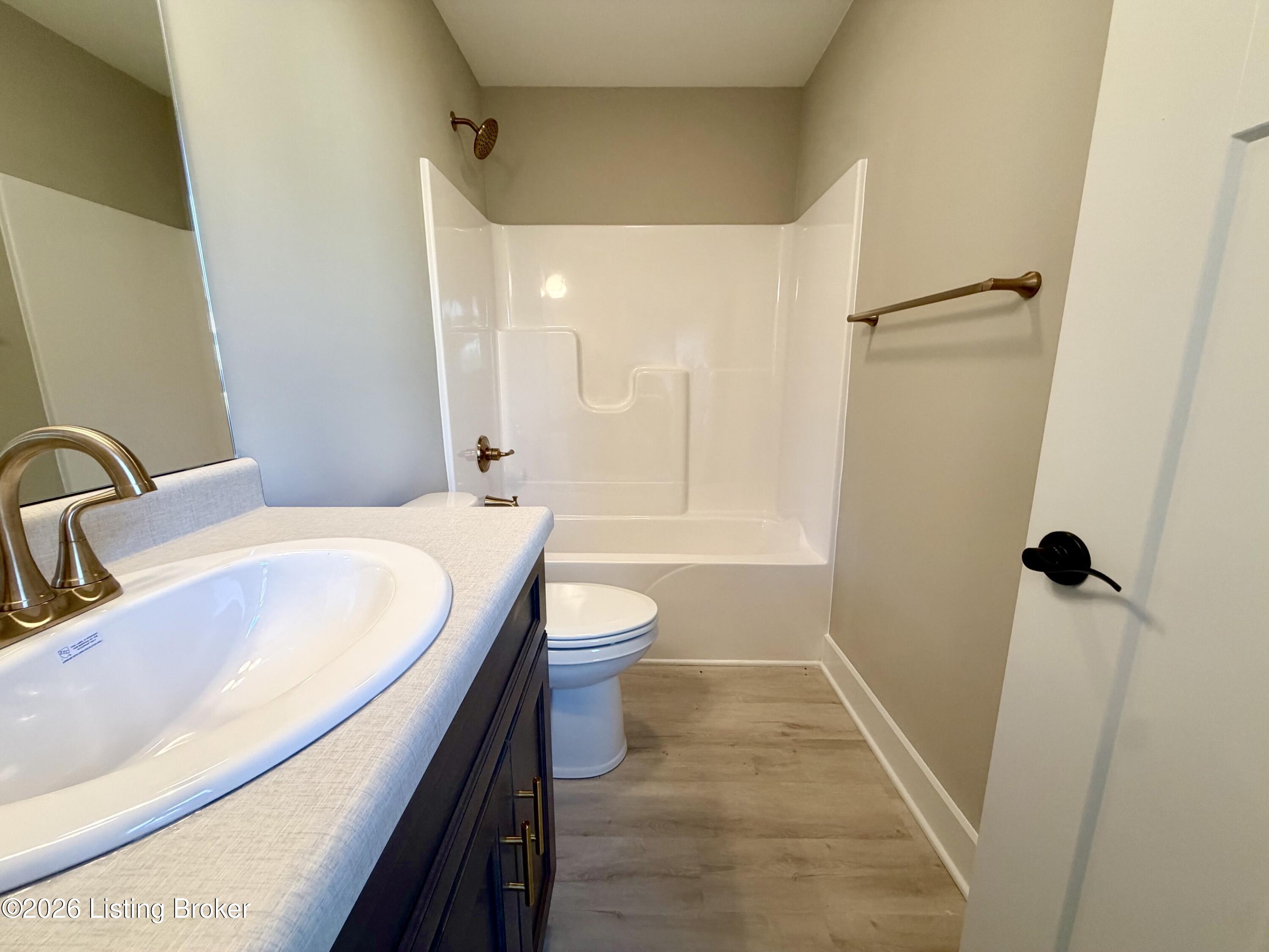 623 1/2 Main St Property Photo 14
