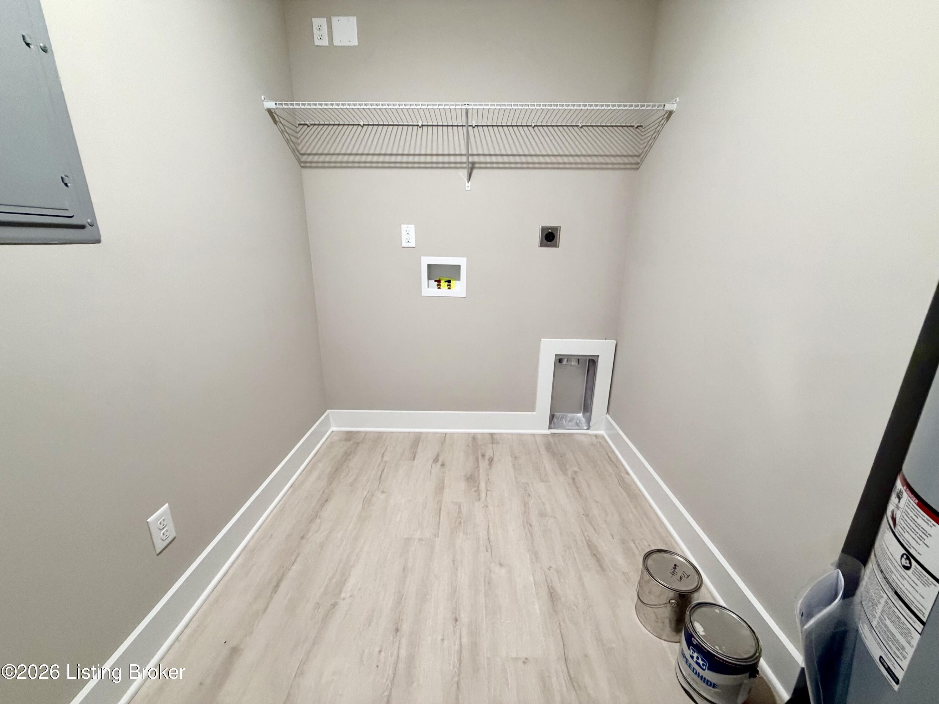 623 1/2 Main St Property Photo 15