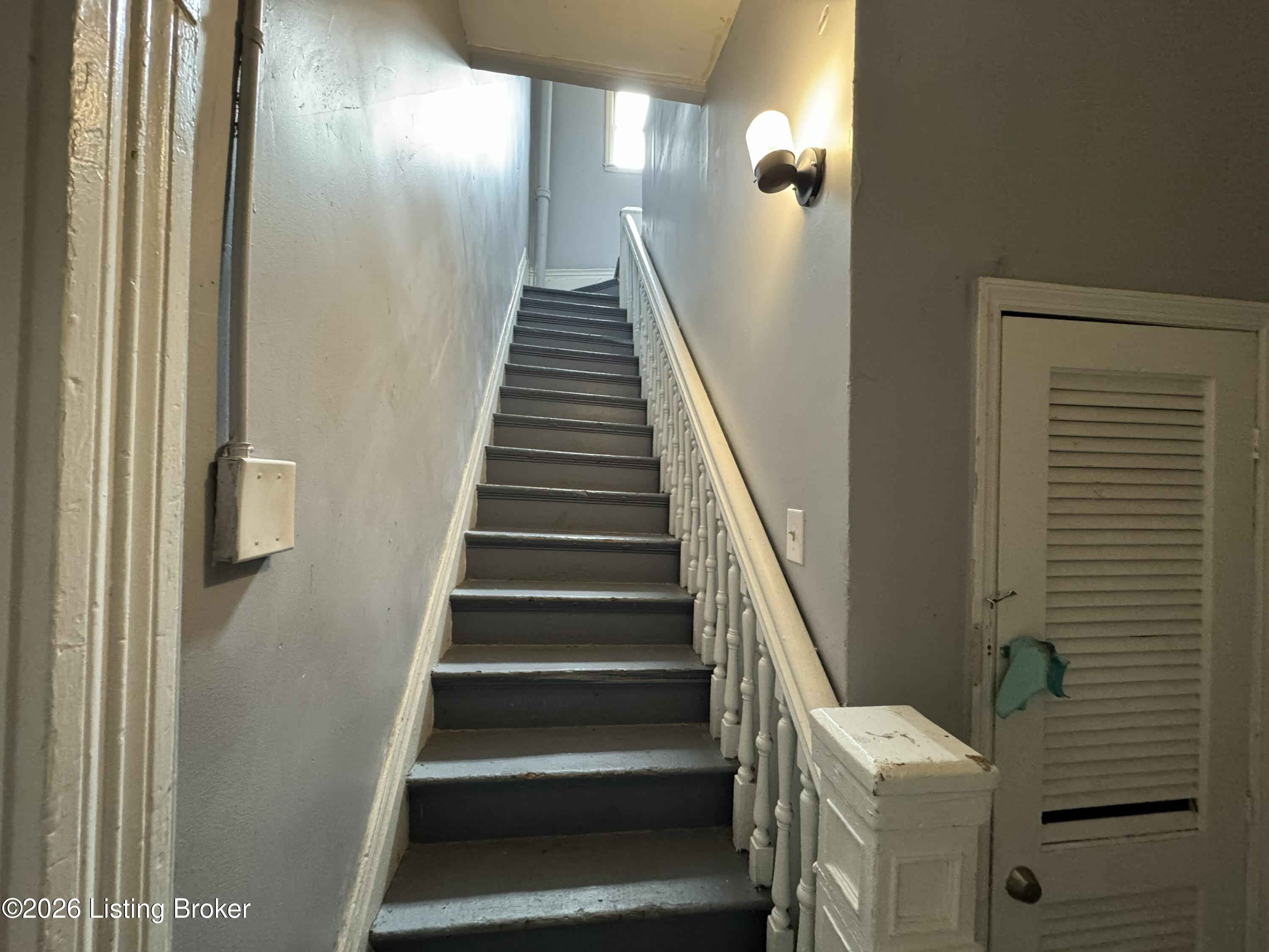 1853 Bank St Property Photo 6