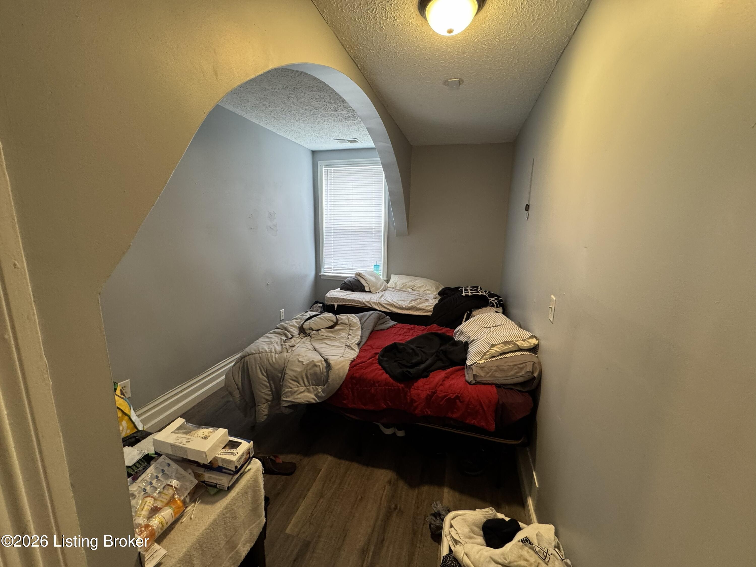 1853 Bank St Property Photo 21