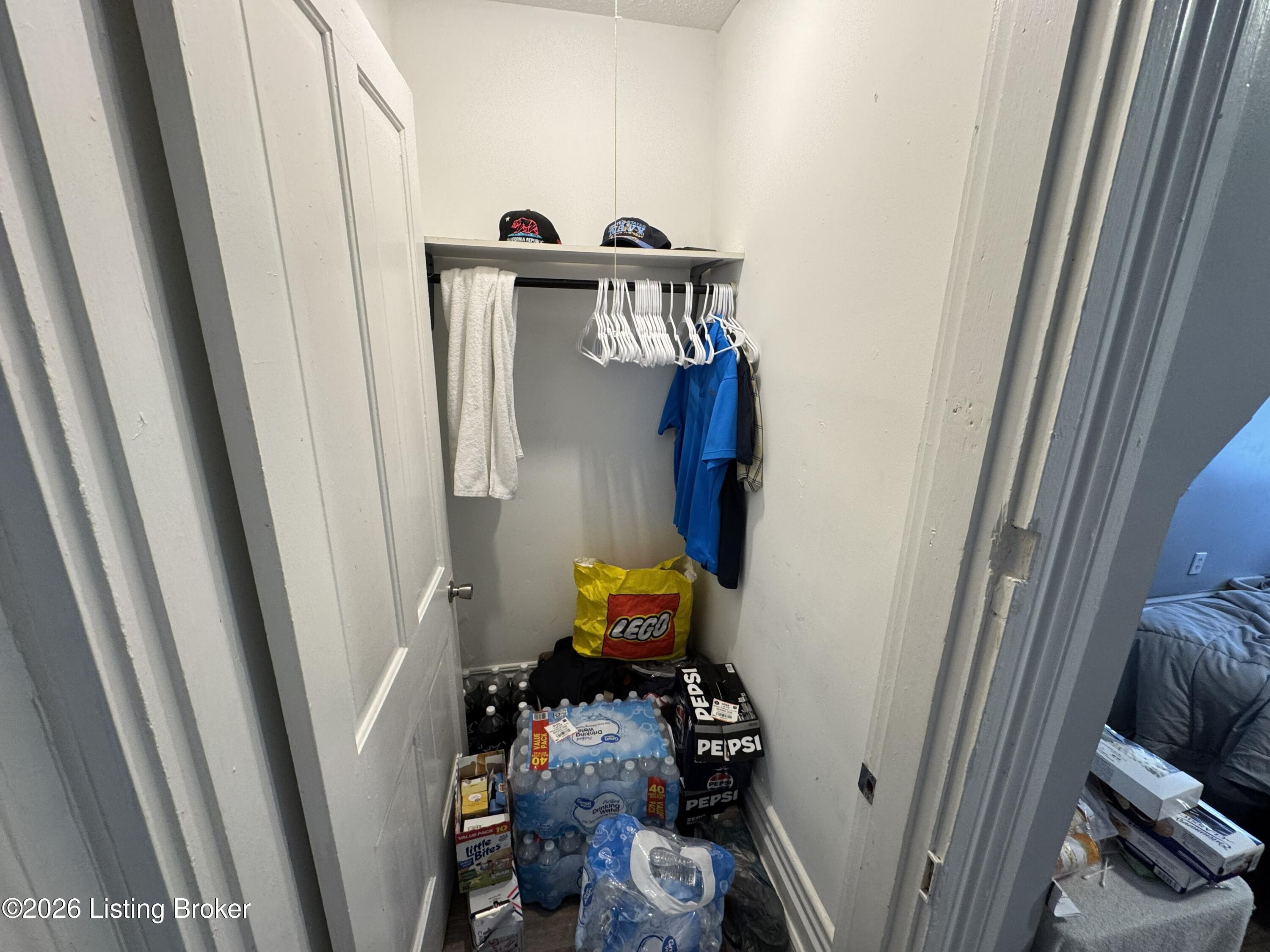 1853 Bank St Property Photo 22