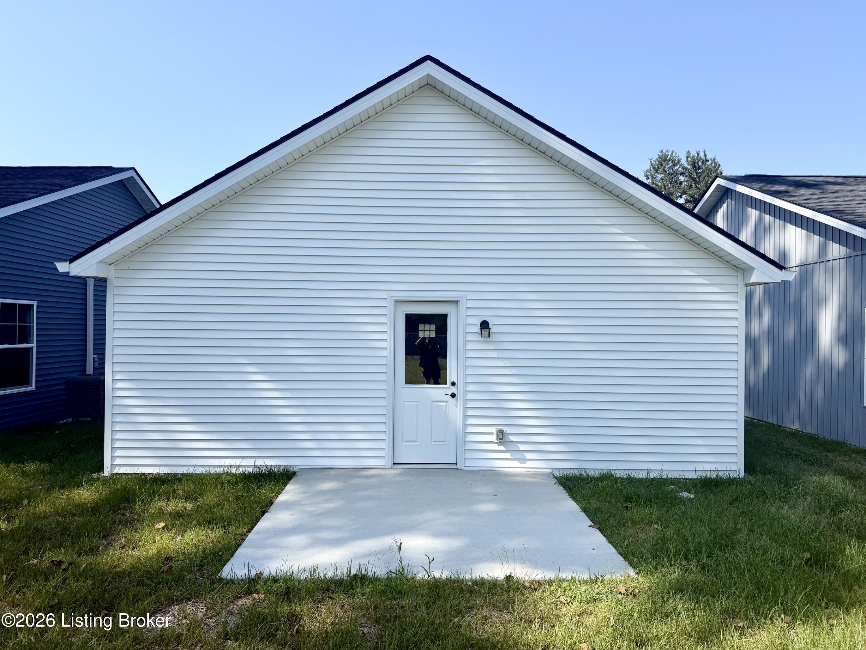 625 Main St Property Photo 17