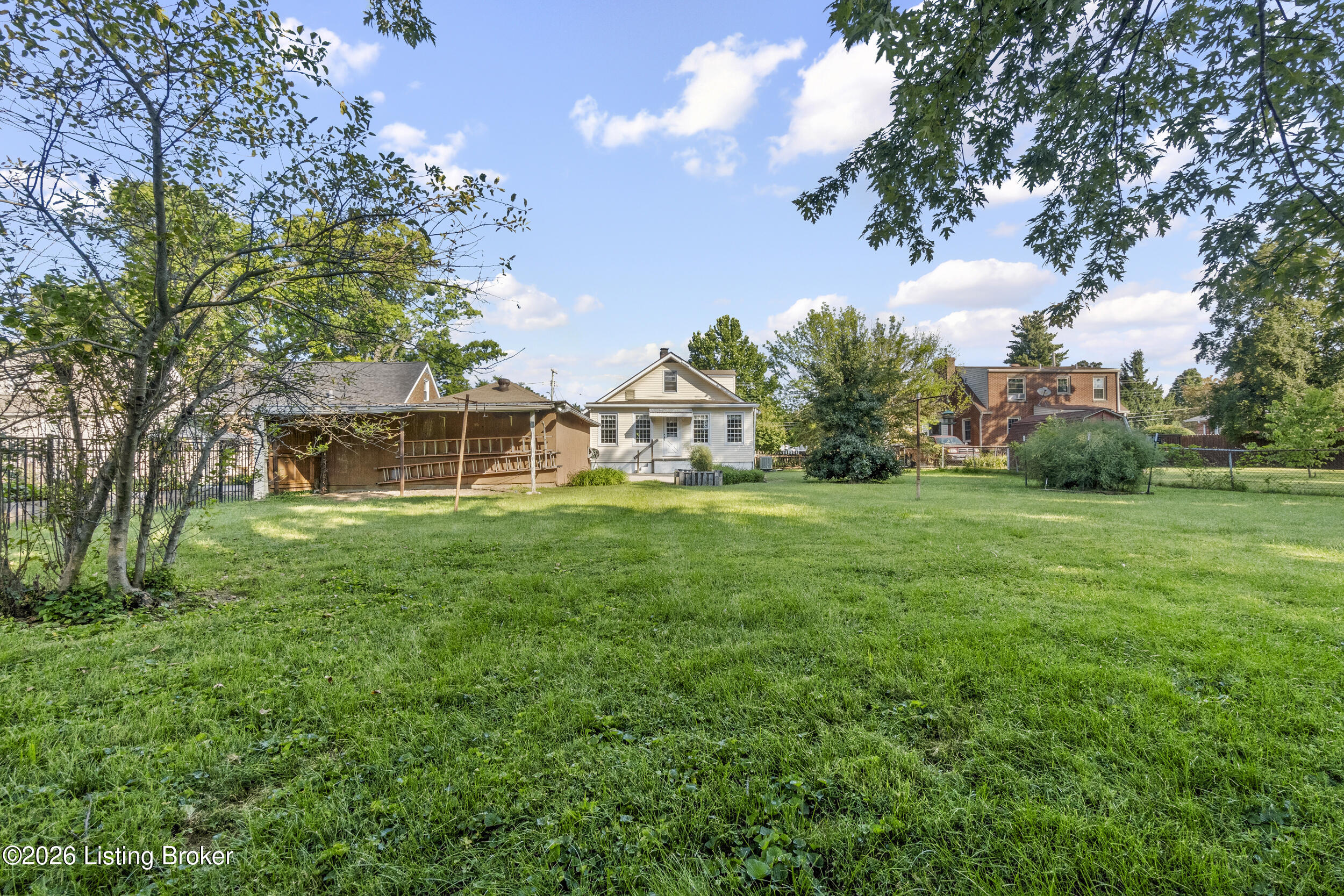 1732 Lincoln Ave Property Photo 37