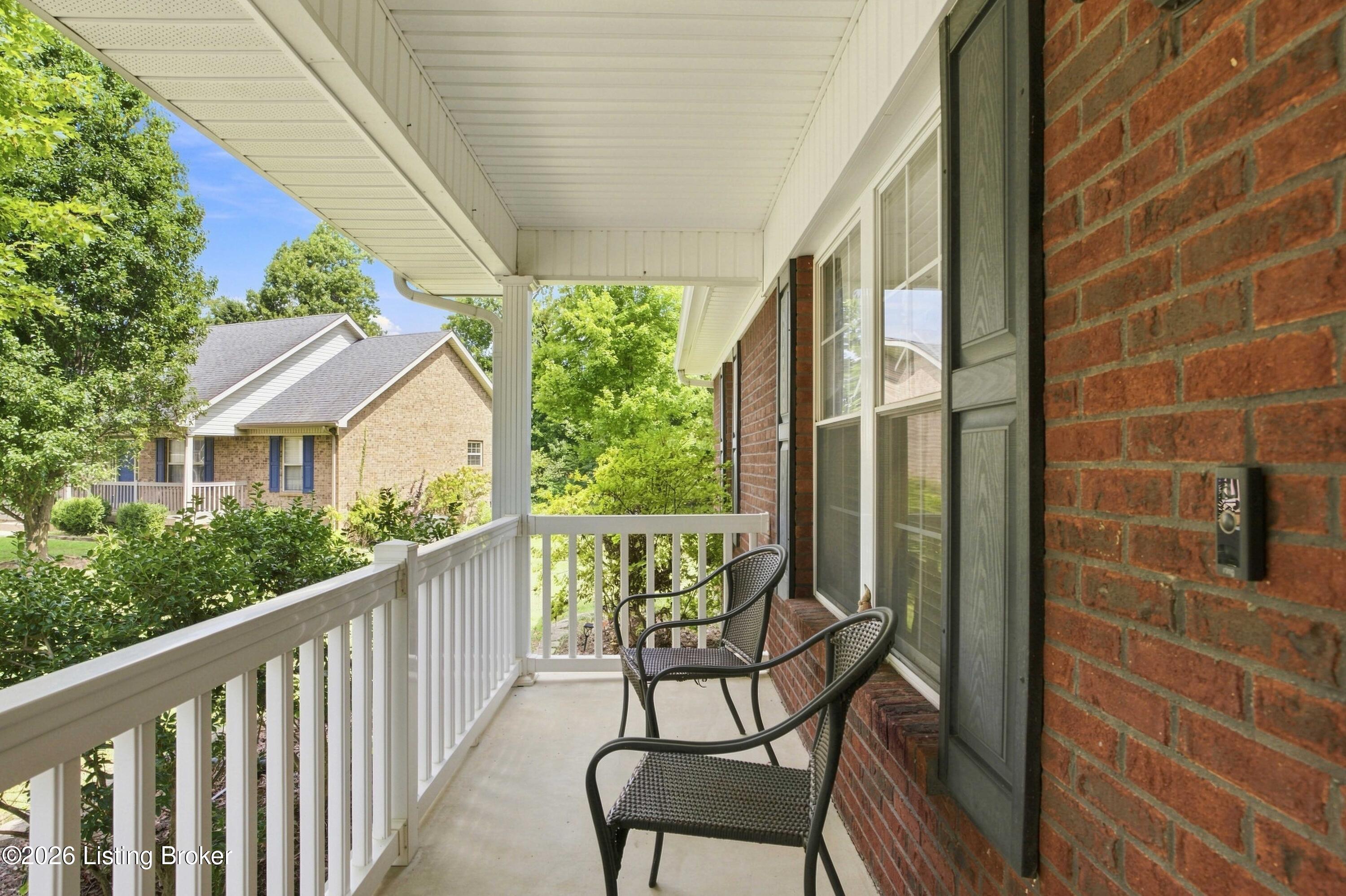 103 Pacific Ct Property Photo 4