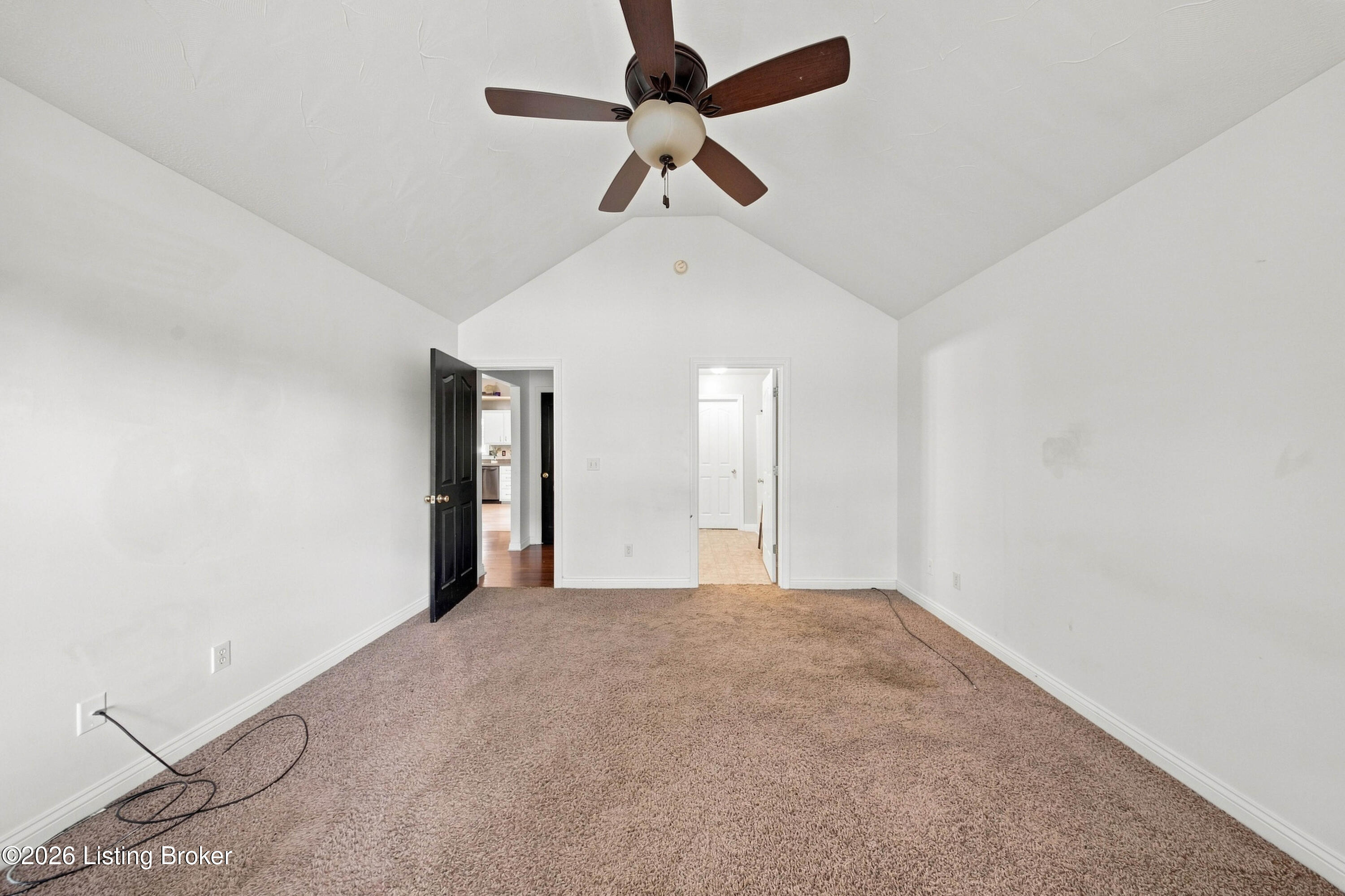 103 Pacific Ct Property Photo 16