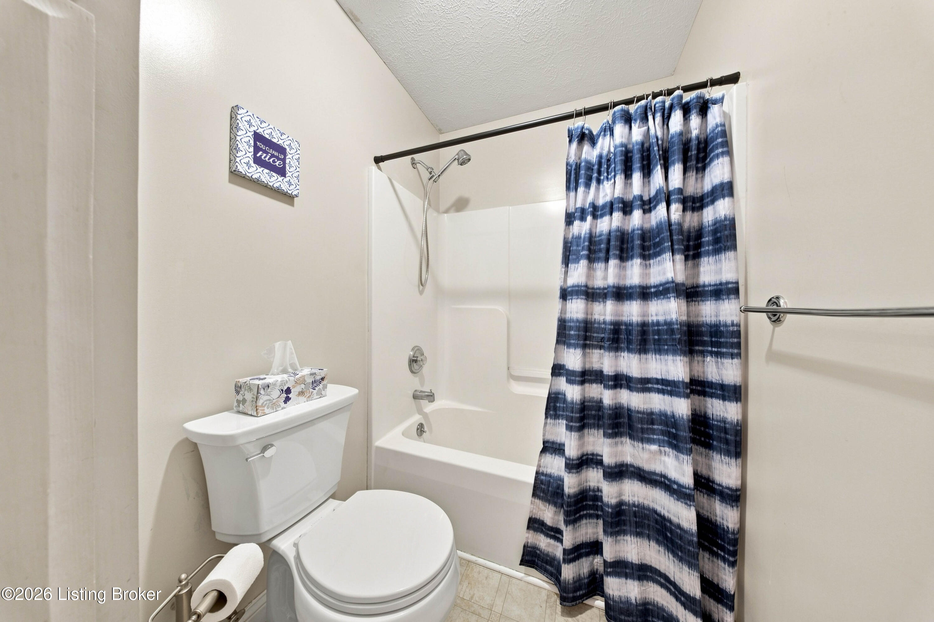 103 Pacific Ct Property Photo 25