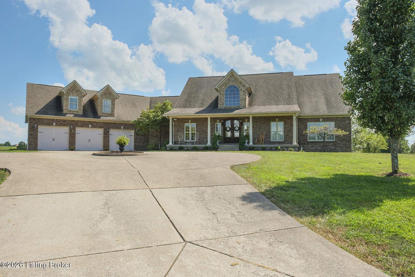 1451 Plum Creek Ct Property Photo 2