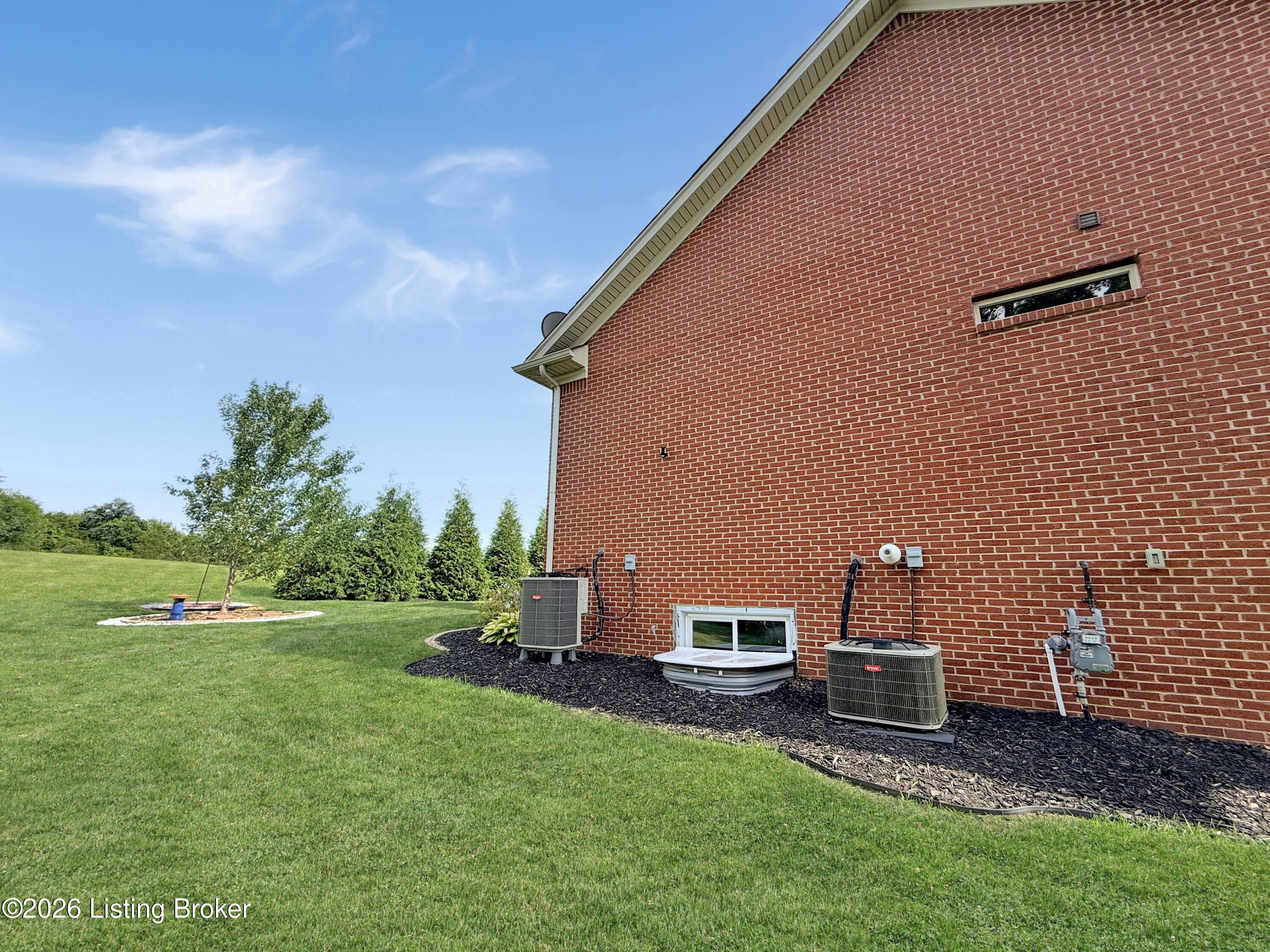677 Oak Creek Dr Property Photo 45