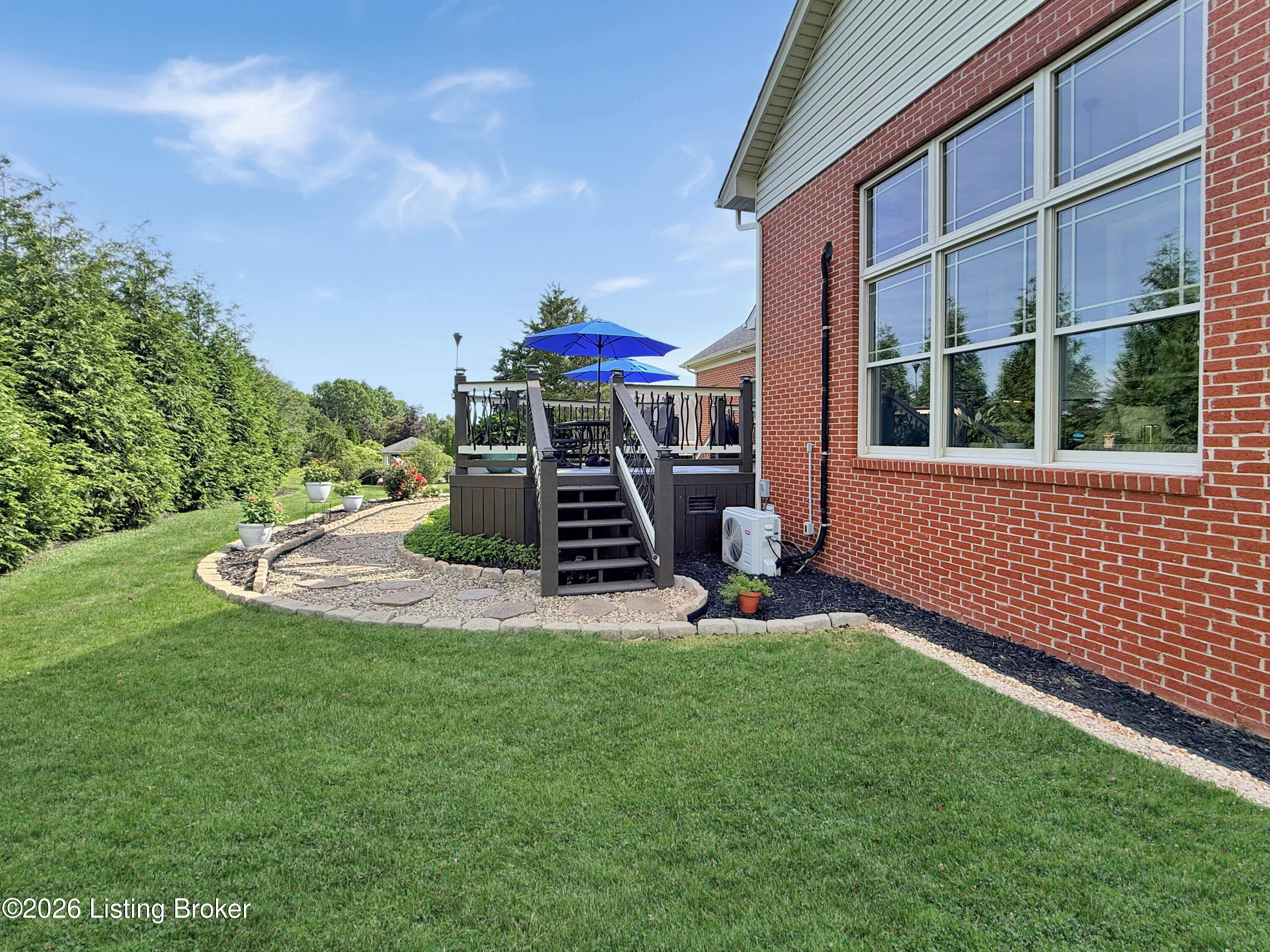 677 Oak Creek Dr Property Photo 46