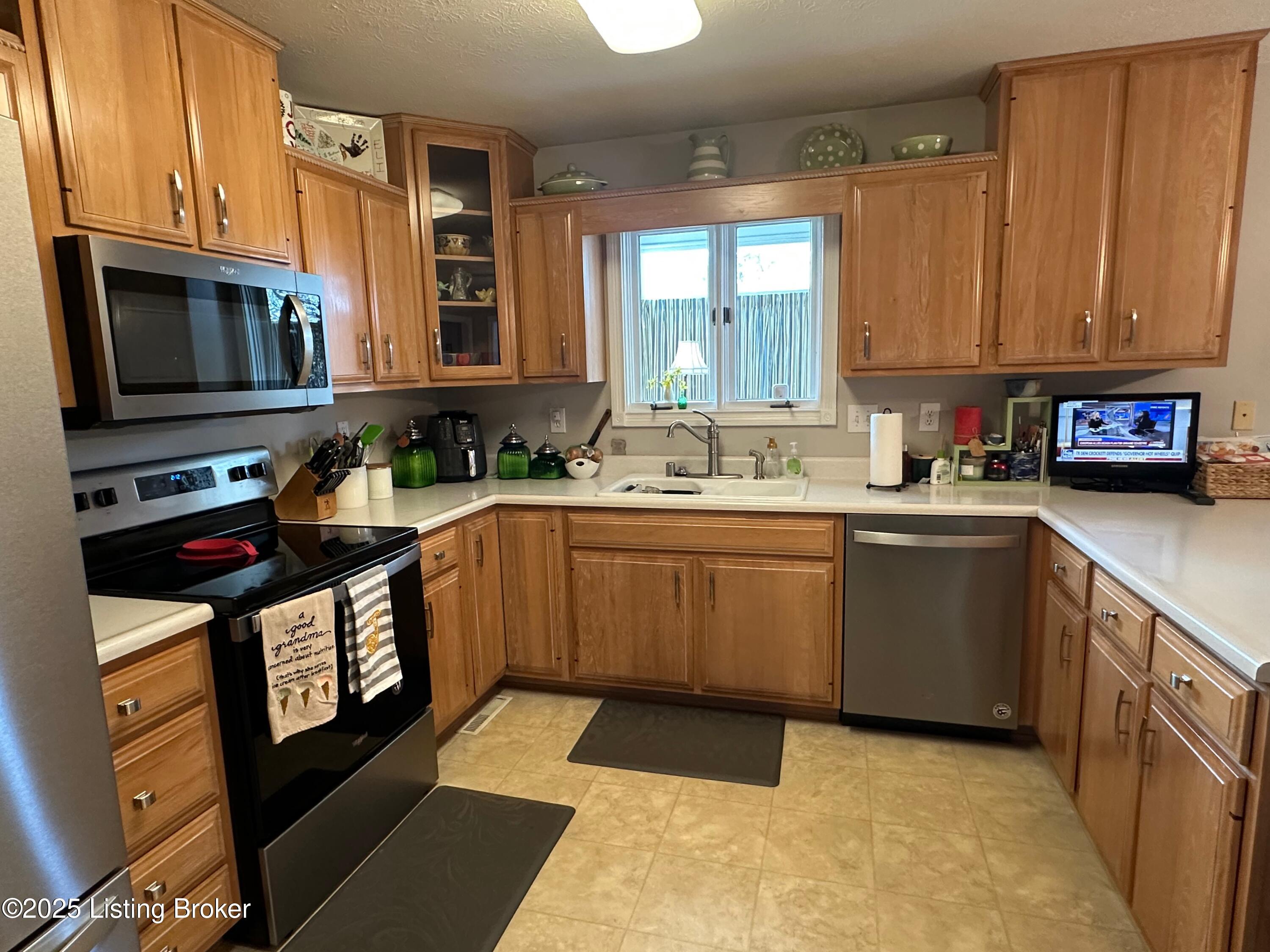 526 Michigan Ave Property Photo 23