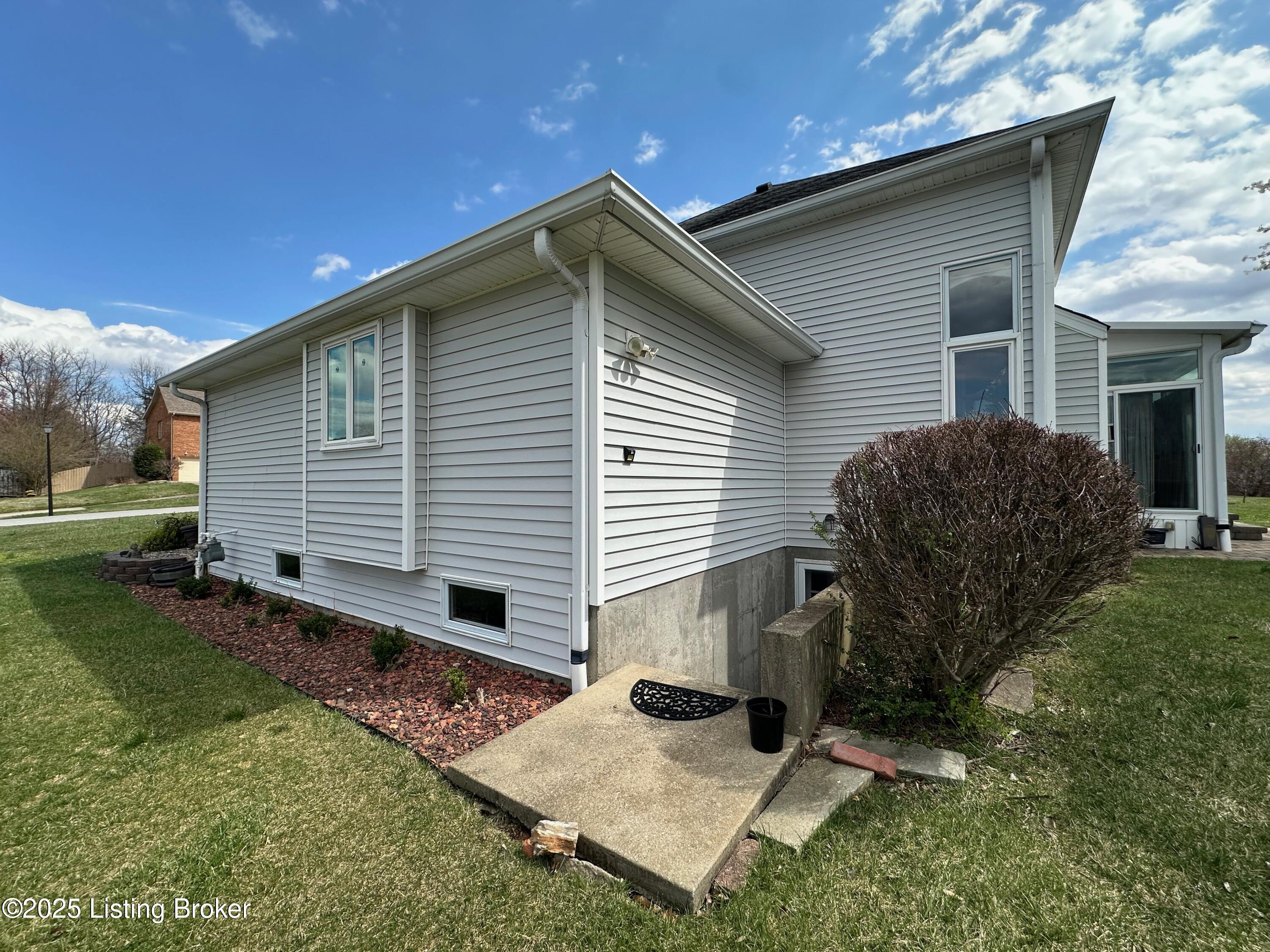 526 Michigan Ave Property Photo 58