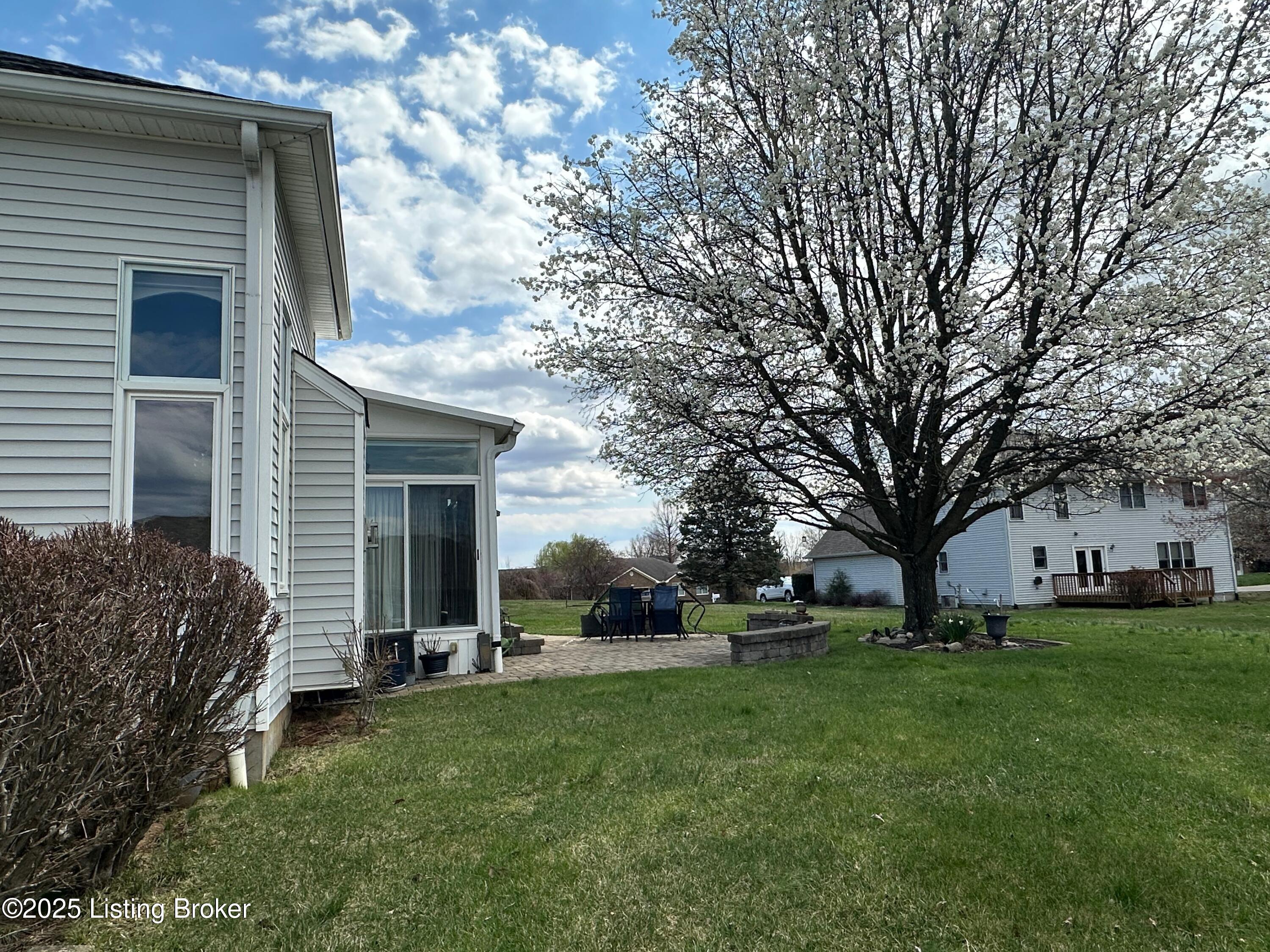 526 Michigan Ave Property Photo 59