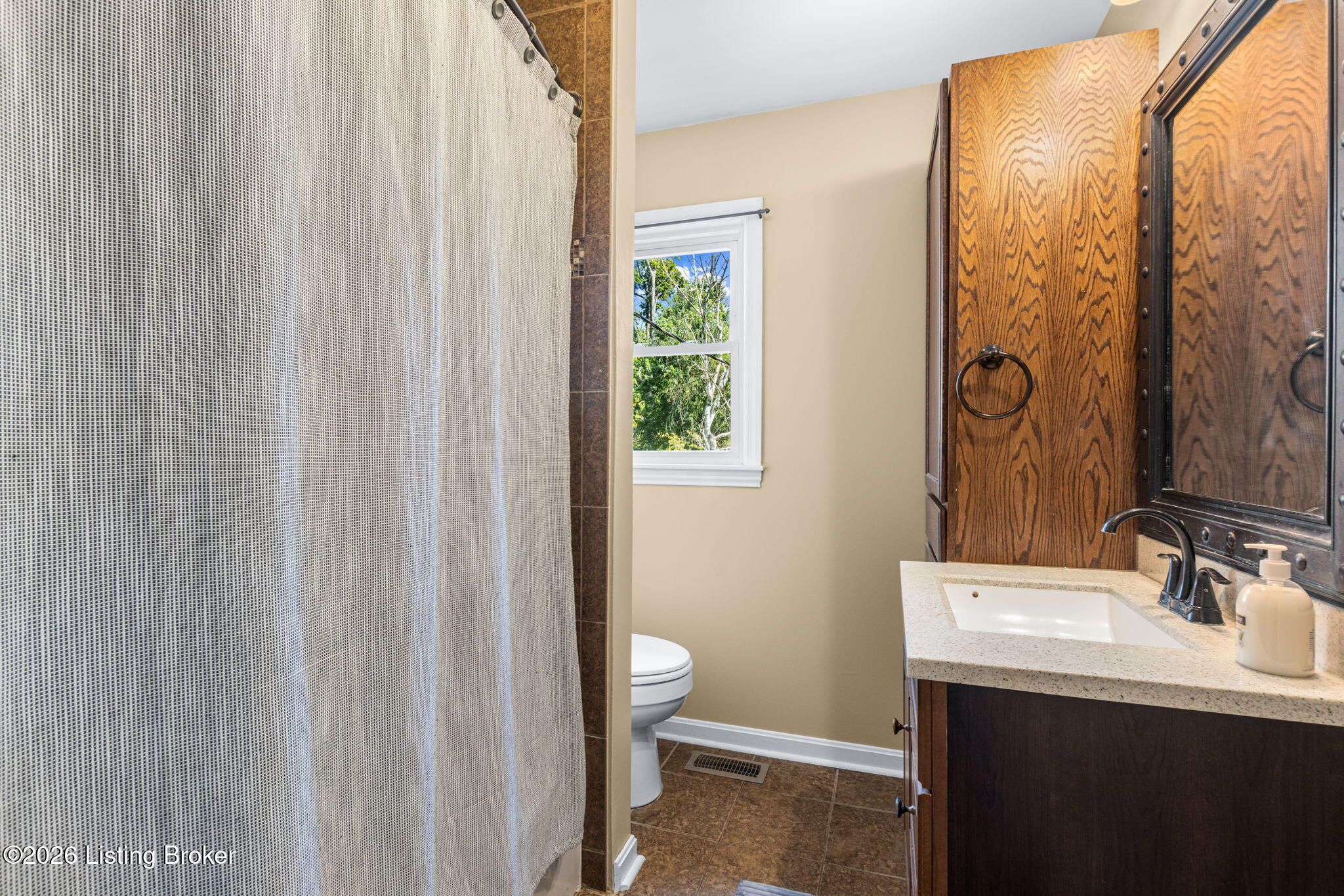 9316 Tiverton Way Property Photo 29