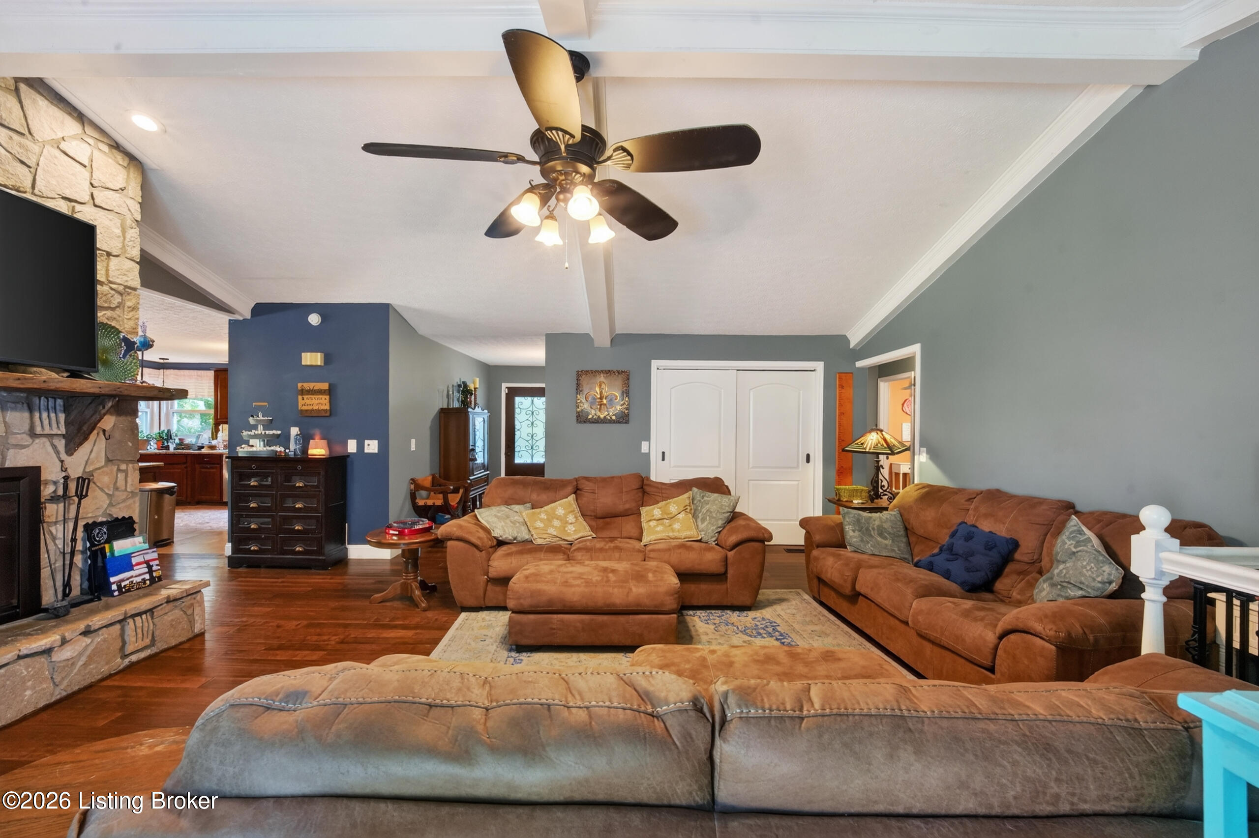 385 Briarwood Cir Property Photo 38
