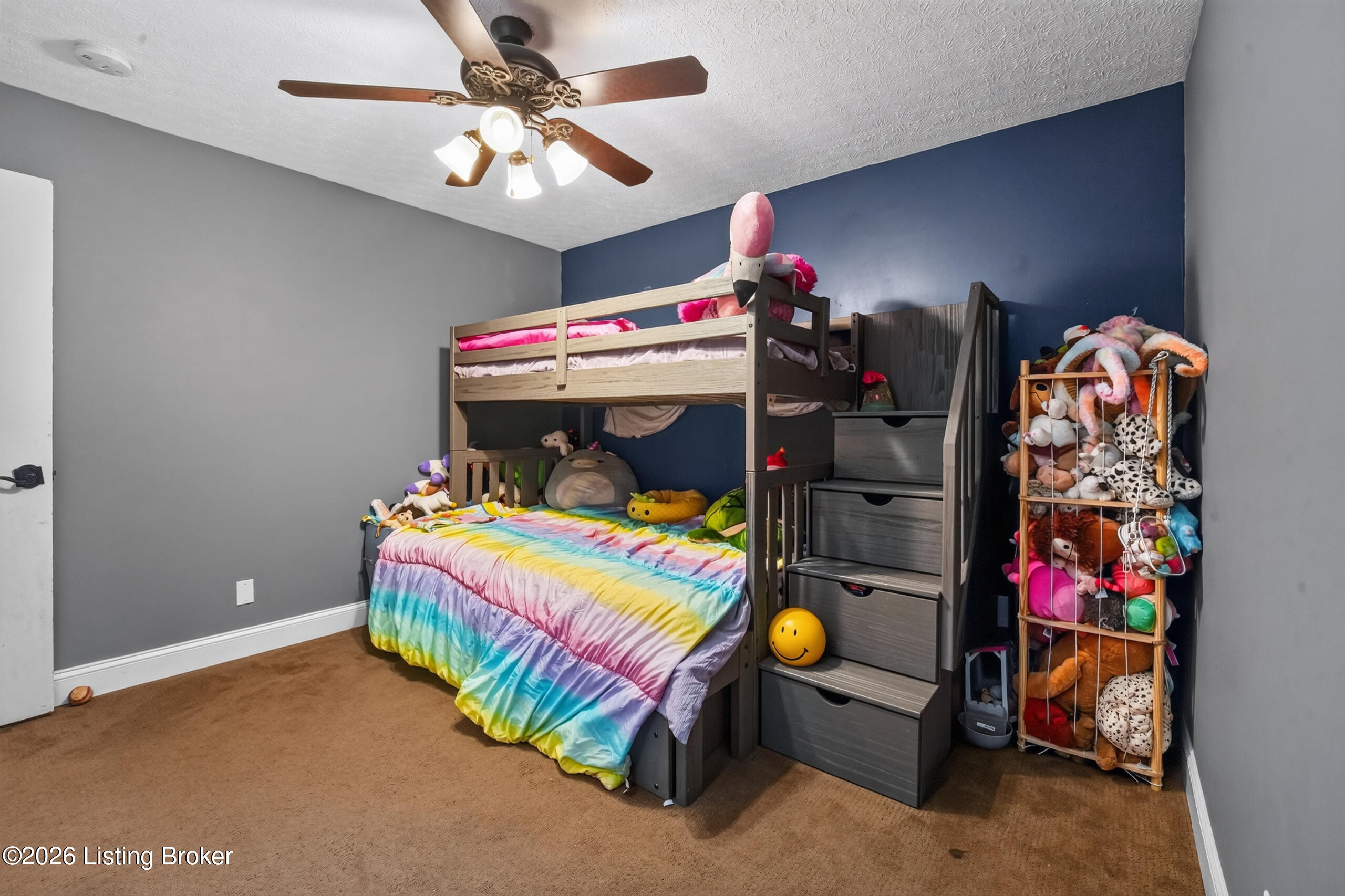 385 Briarwood Cir Property Photo 40