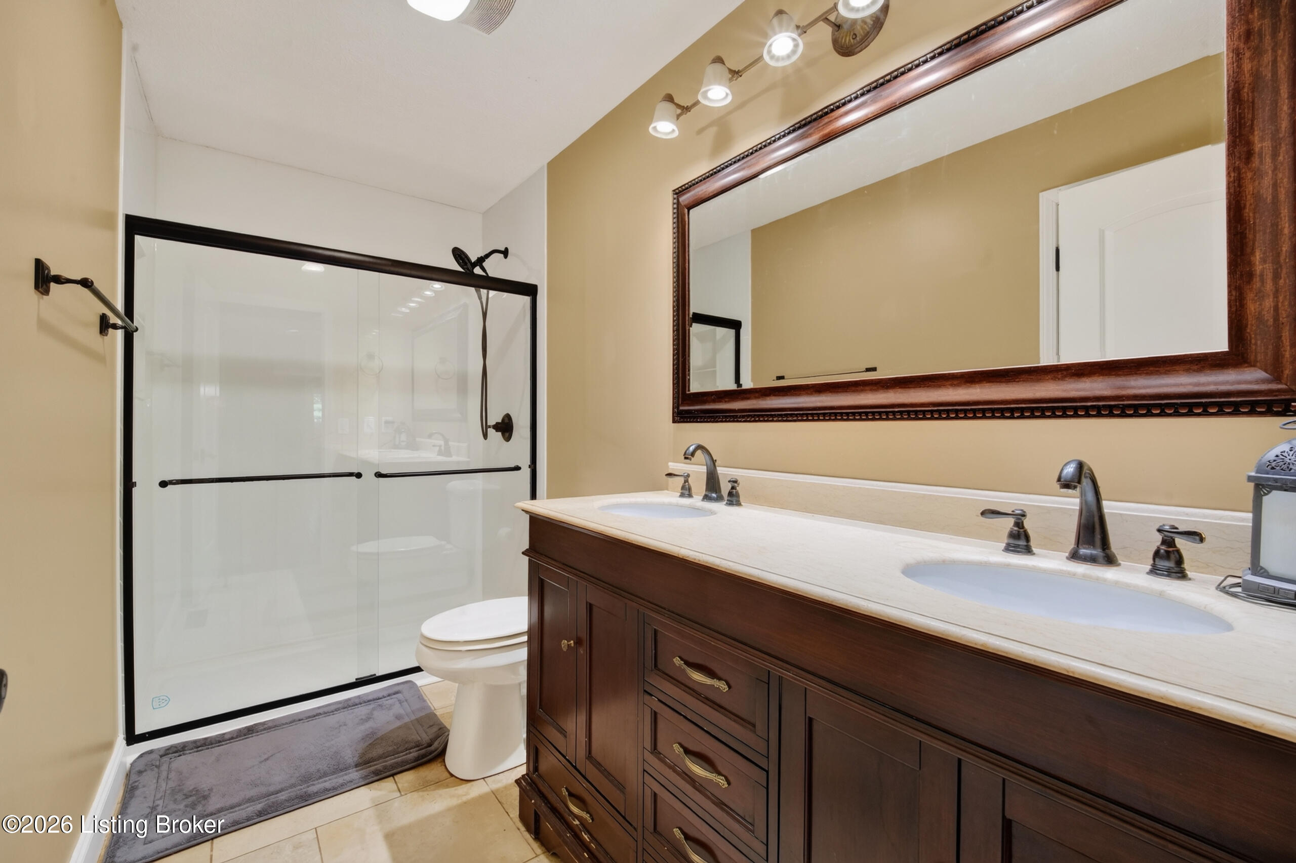 385 Briarwood Cir Property Photo 42