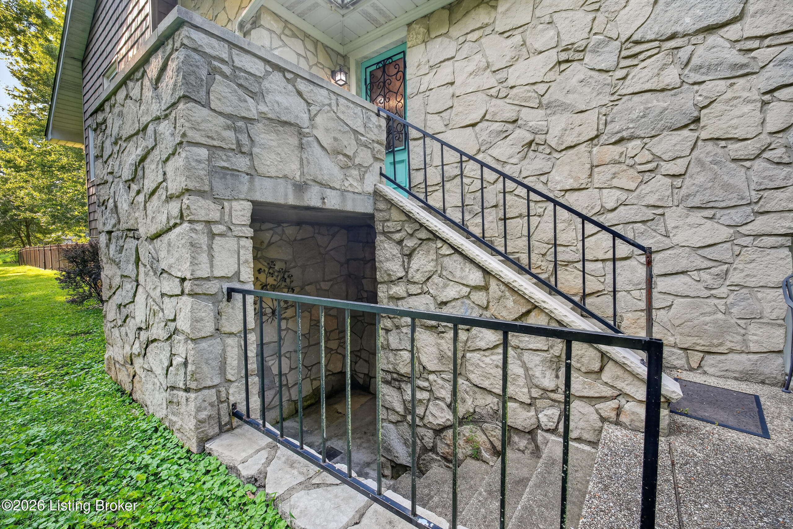 385 Briarwood Cir Property Photo 63
