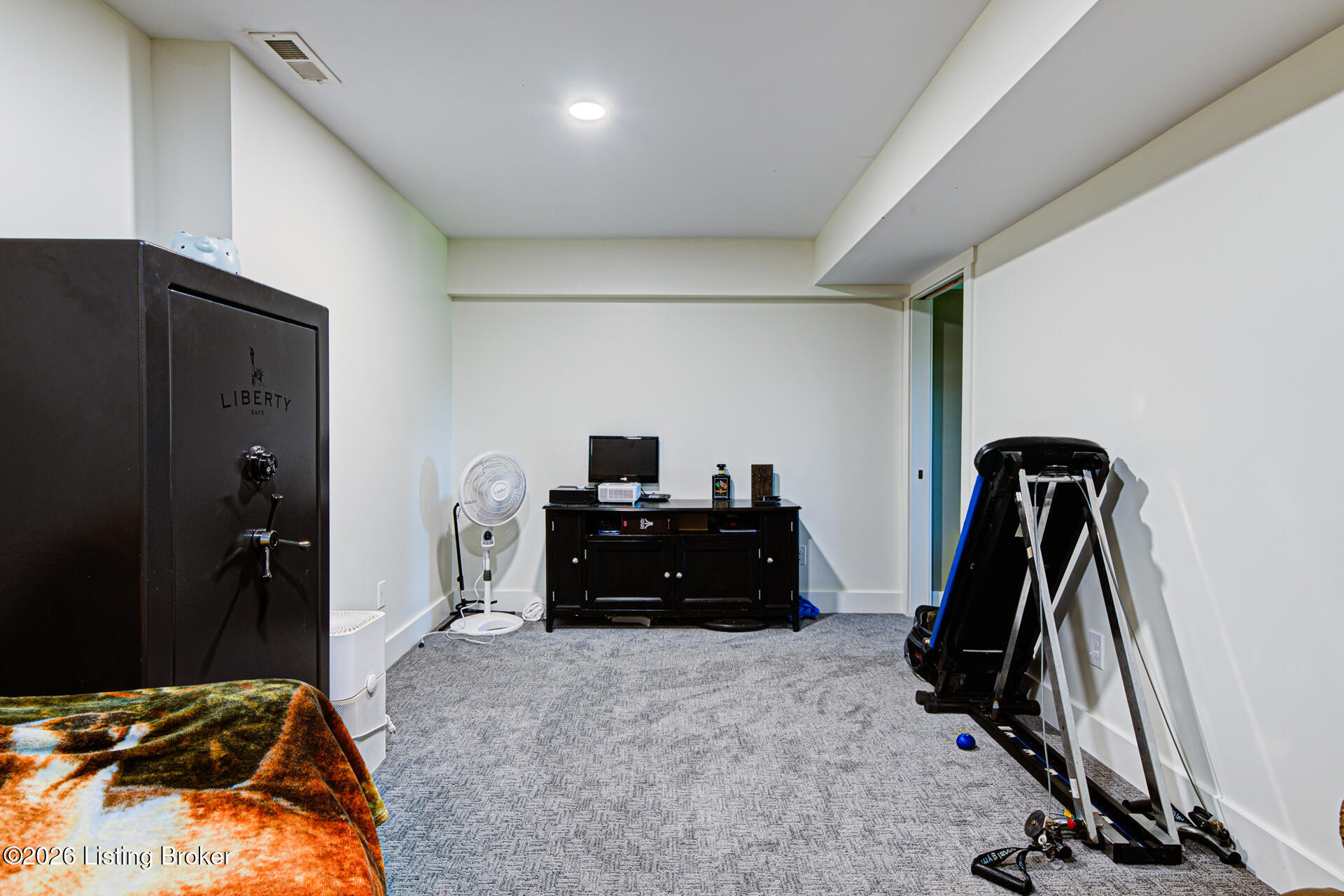 8486 Waddy Rd Property Photo 20