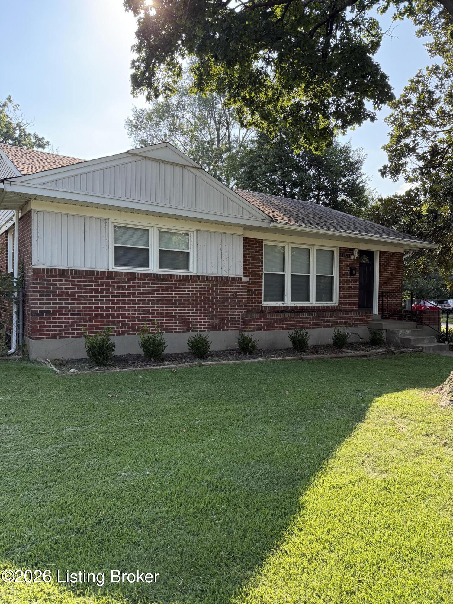 3732 Rouge Way Property Photo 2