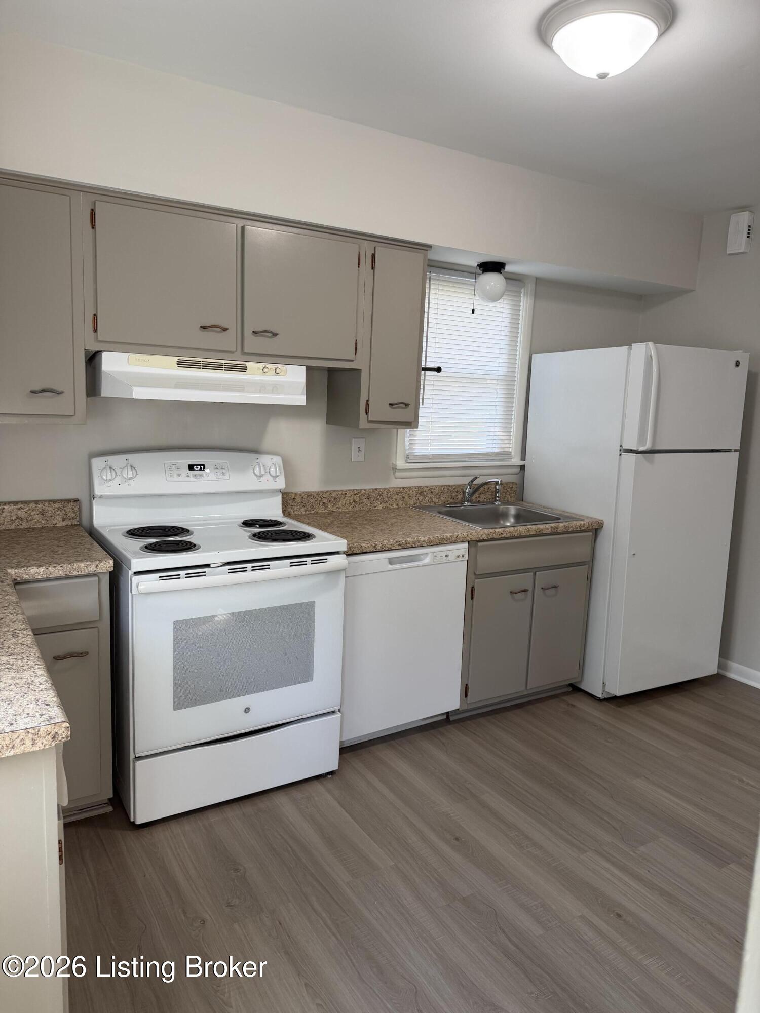 3732 Rouge Way Property Photo 5