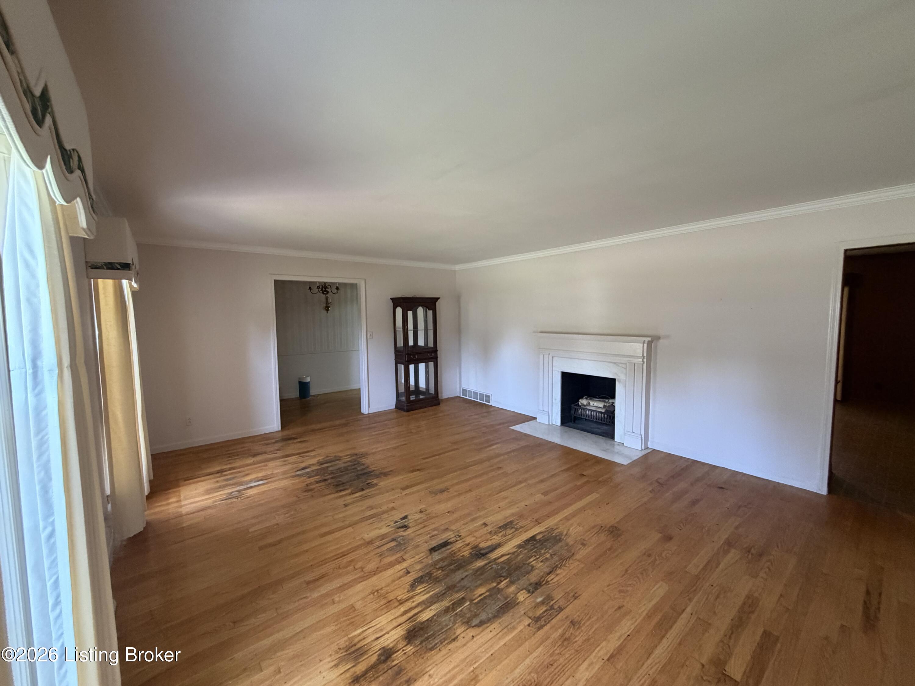 935 Craig Ave Property Photo 11