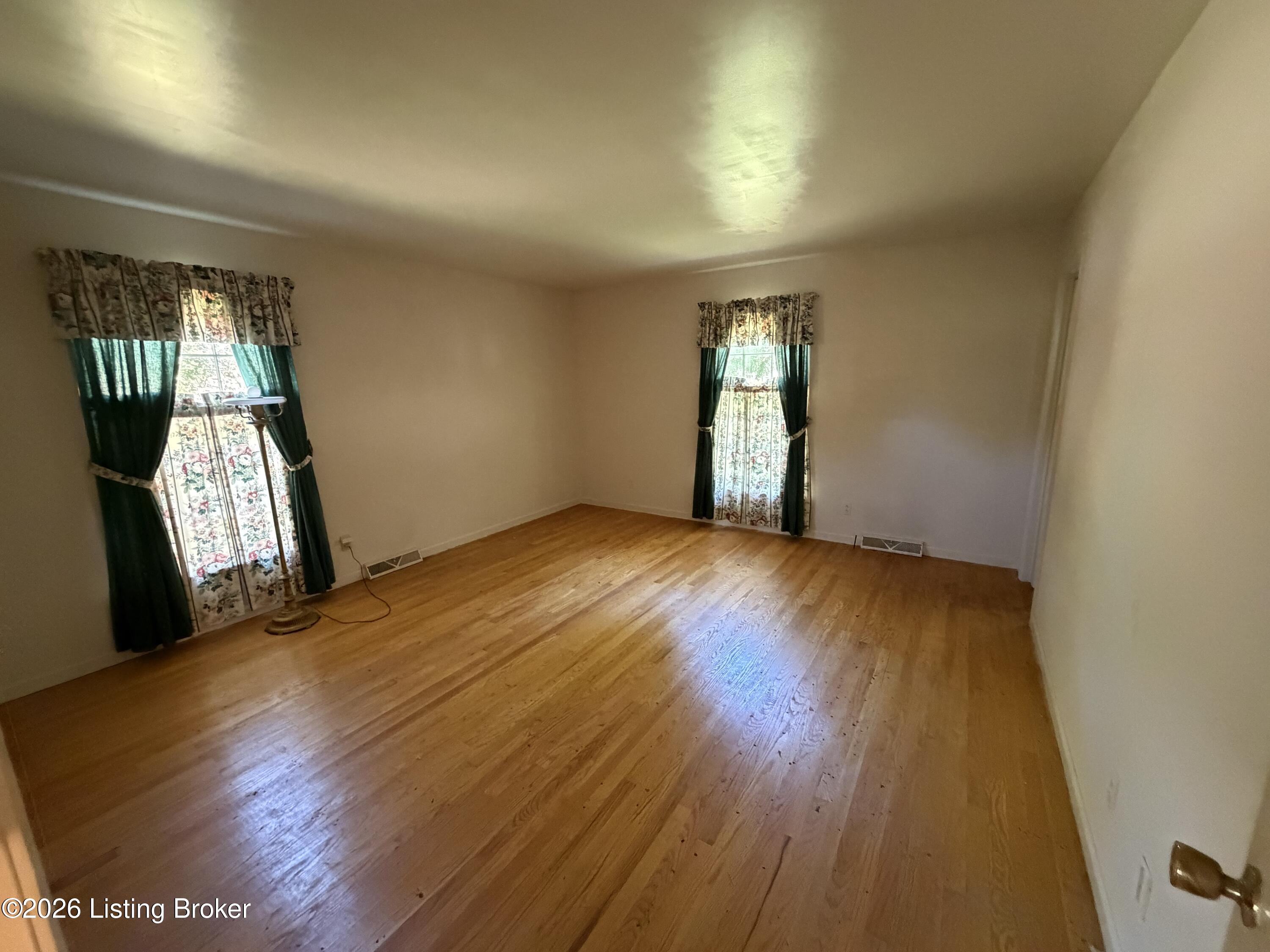 935 Craig Ave Property Photo 30