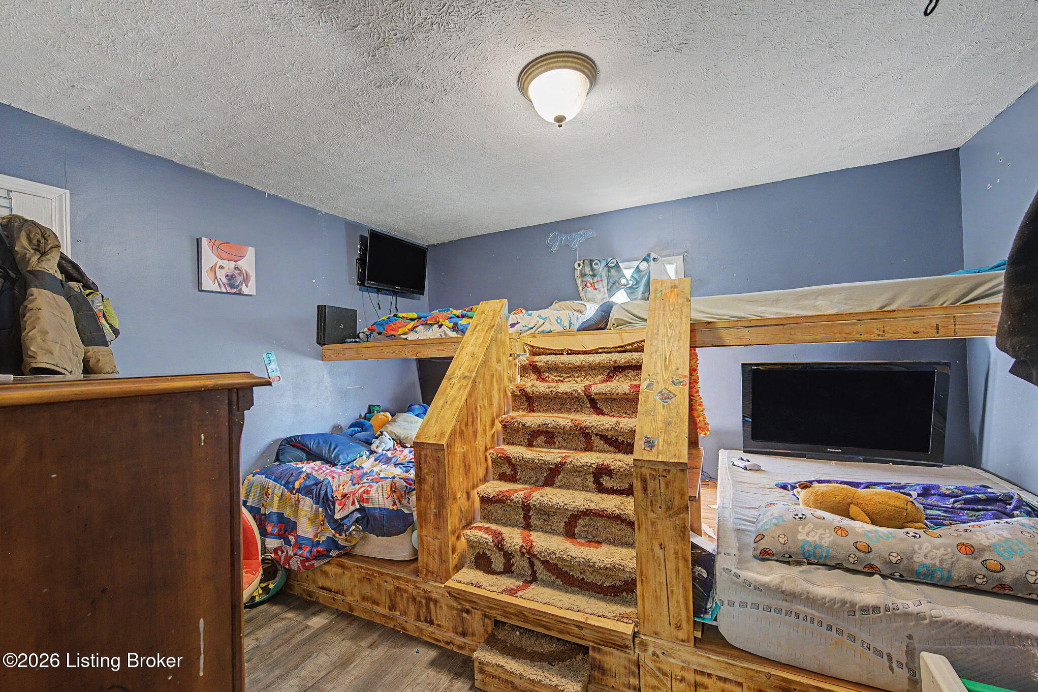 231 Walnut Dr Property Photo 7