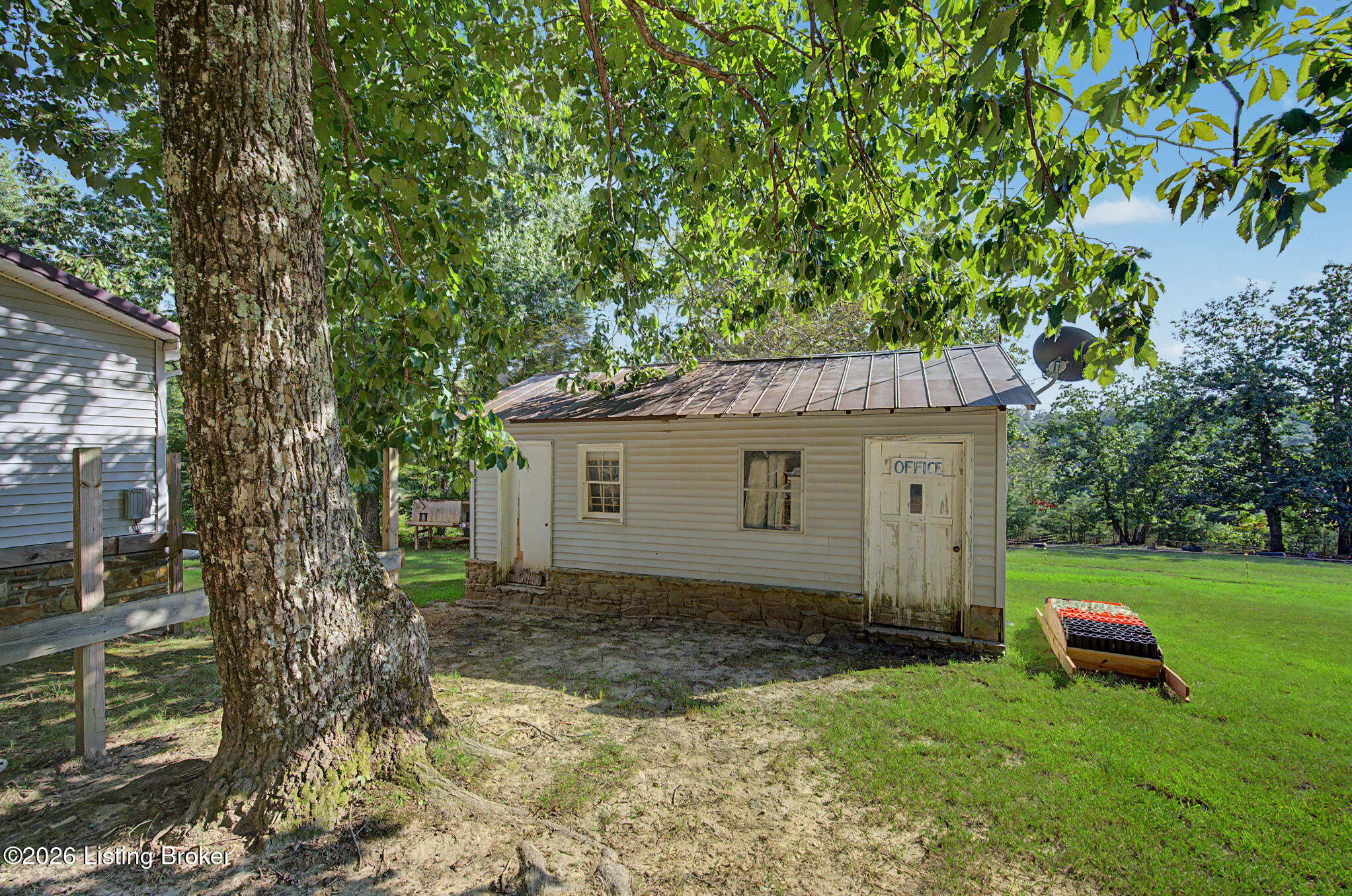 231 Walnut Dr Property Photo 14