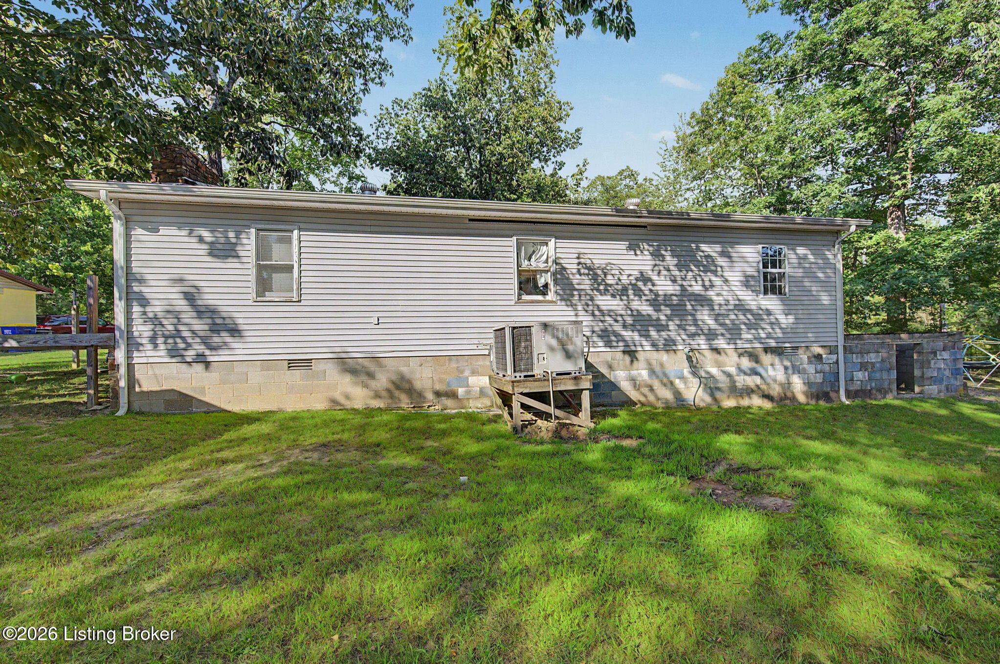 231 Walnut Dr Property Photo 15