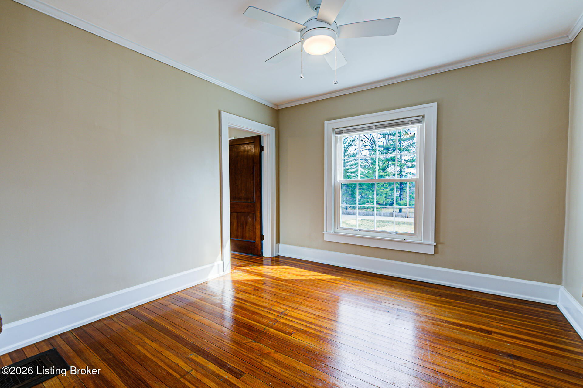 325 Wood Rd Property Photo 32