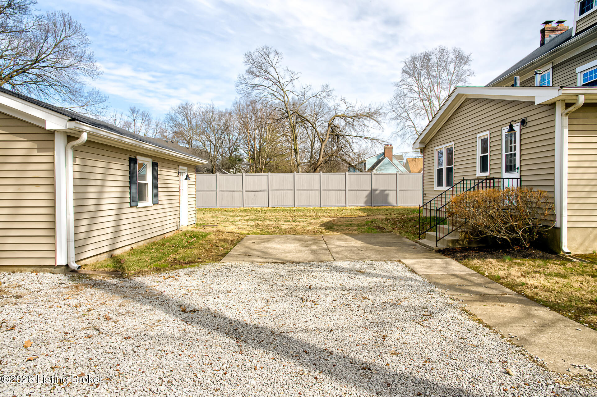 325 Wood Rd Property Photo 42