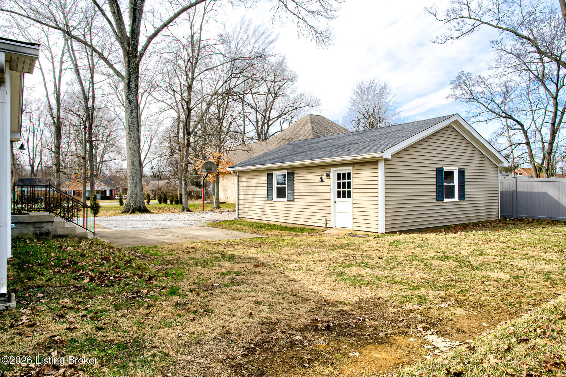 325 Wood Rd Property Photo 46