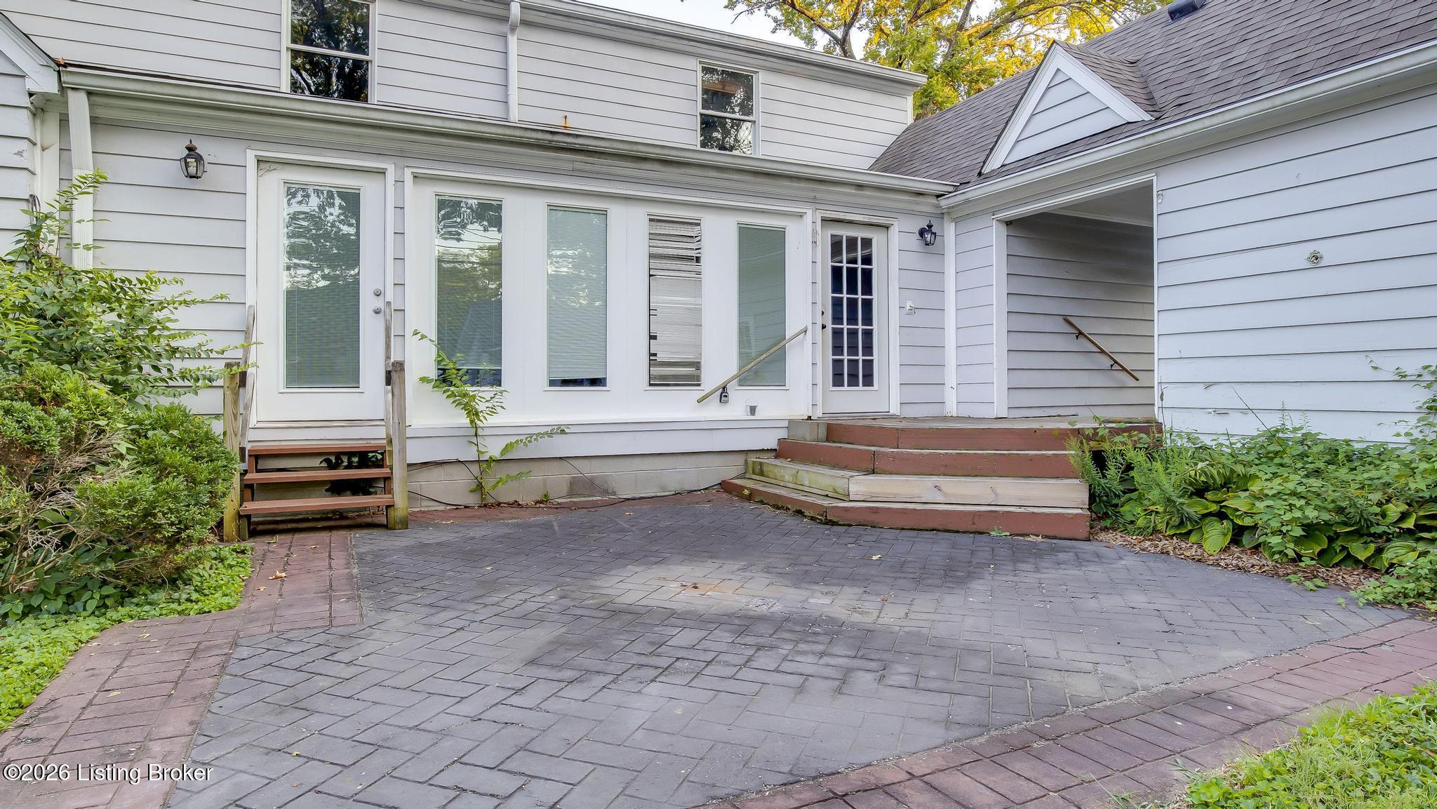 1901 Emerson Ave Property Photo 10