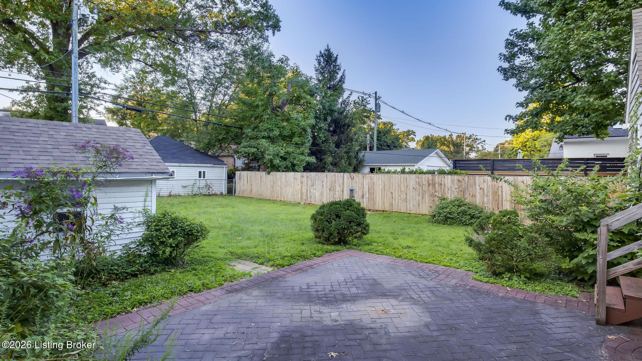 1901 Emerson Ave Property Photo 12