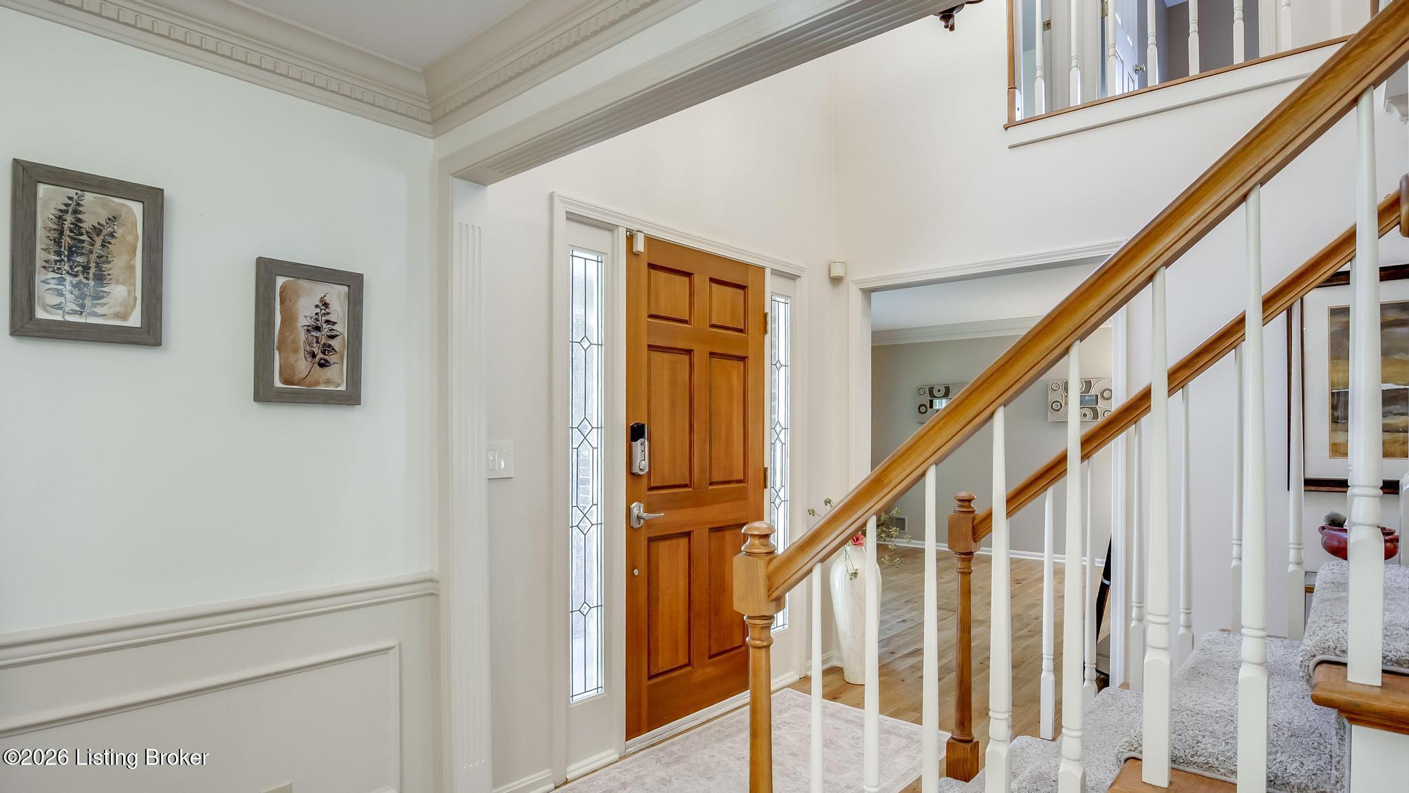 7413 Falls Ridge Ct Property Photo 3