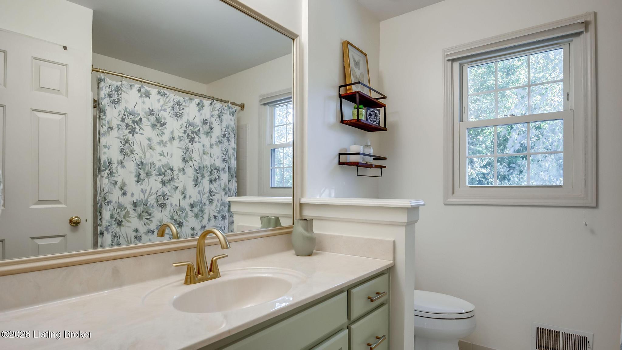 7413 Falls Ridge Ct Property Photo 48
