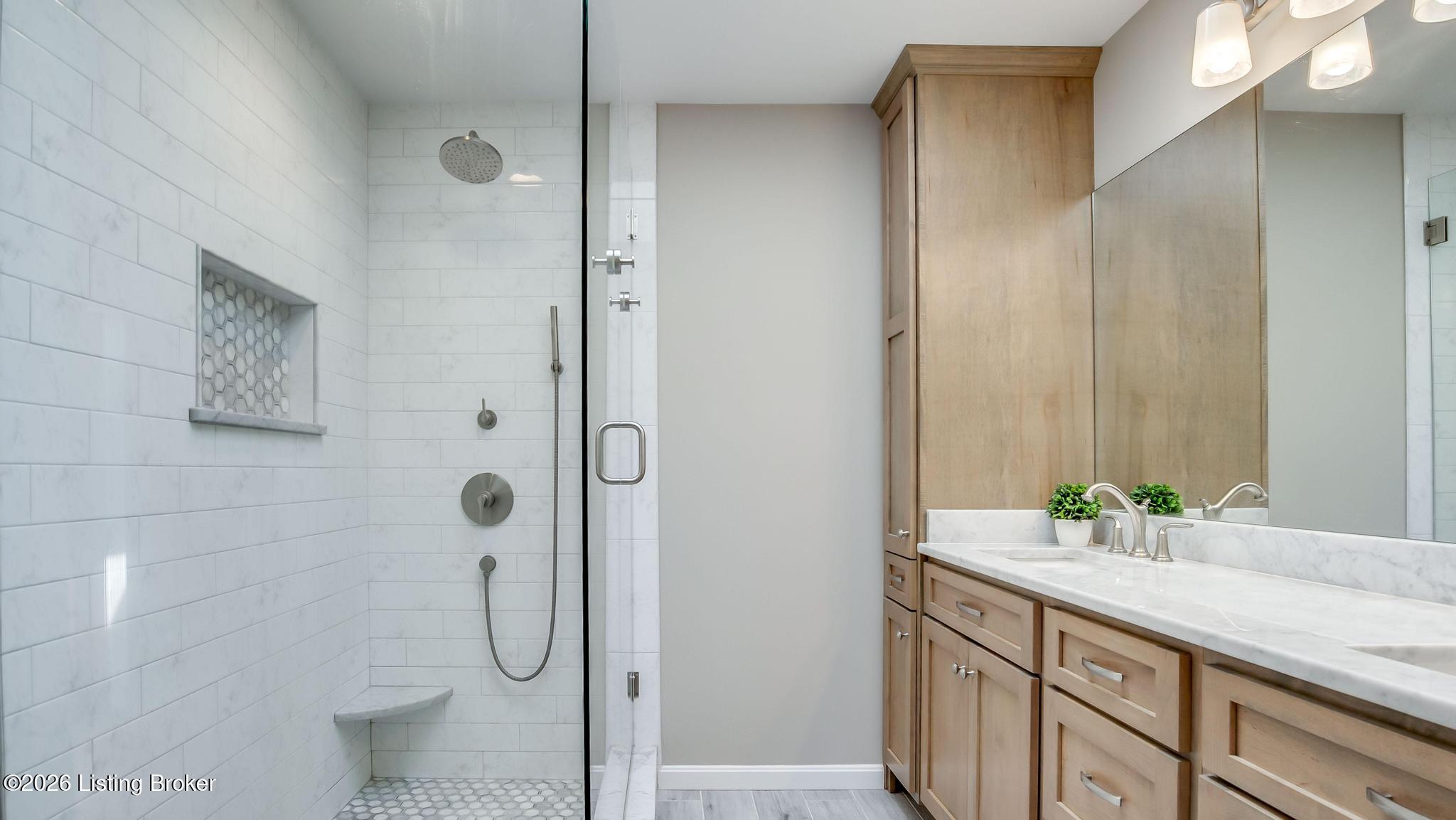 7413 Falls Ridge Ct Property Photo 60