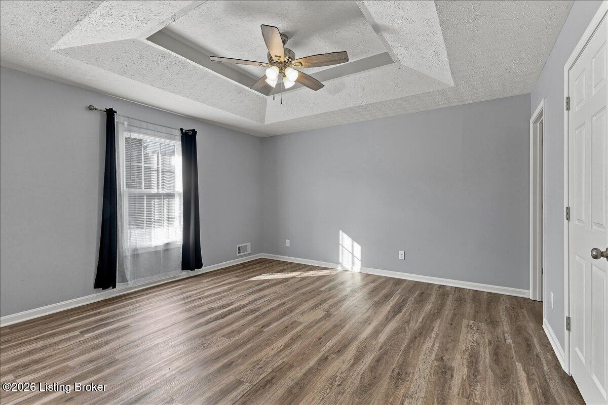 1028 Woodside Dr Property Photo 13