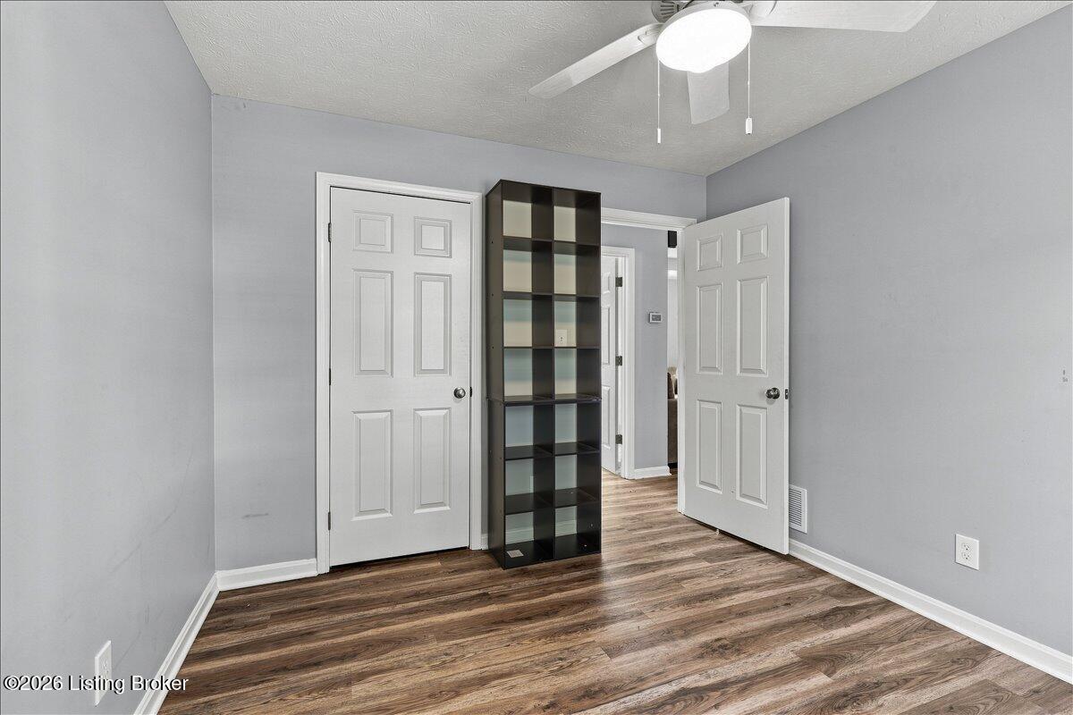 1028 Woodside Dr Property Photo 17