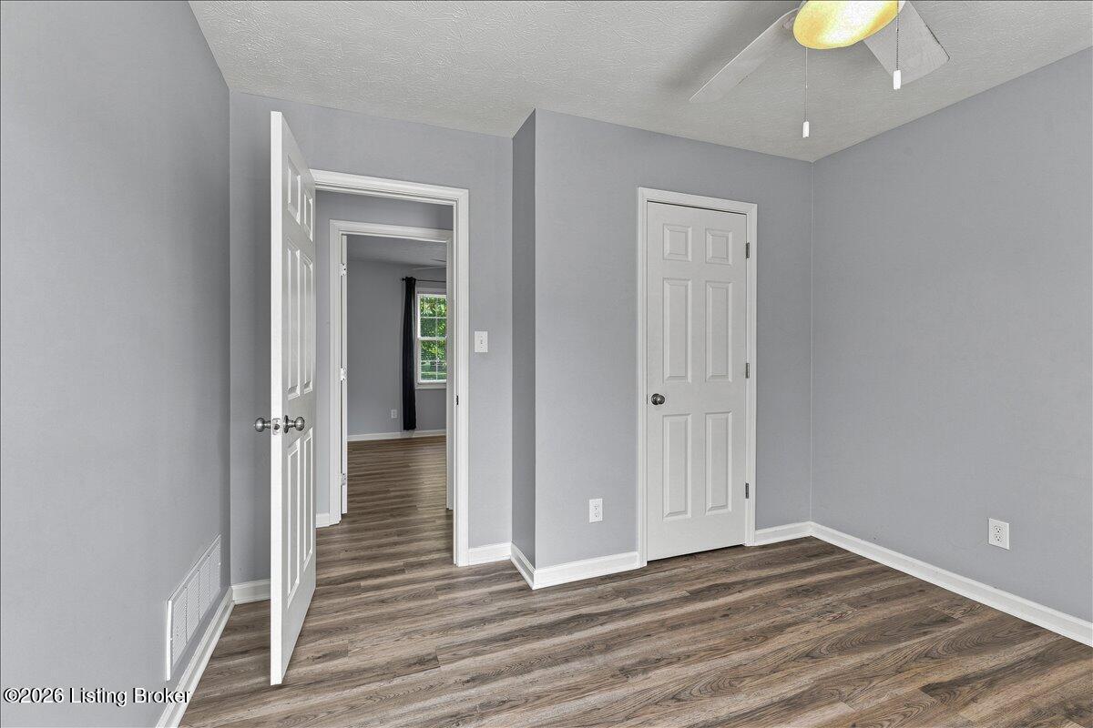 1028 Woodside Dr Property Photo 19
