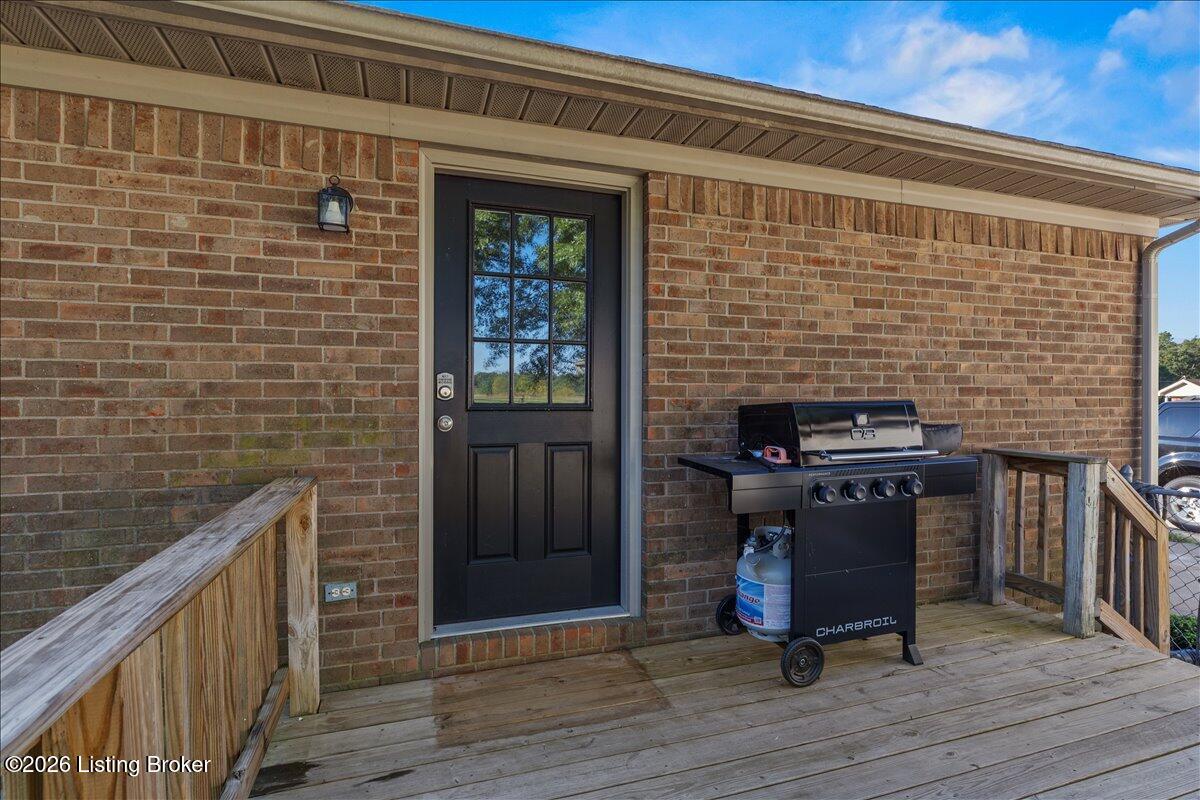 1028 Woodside Dr Property Photo 21