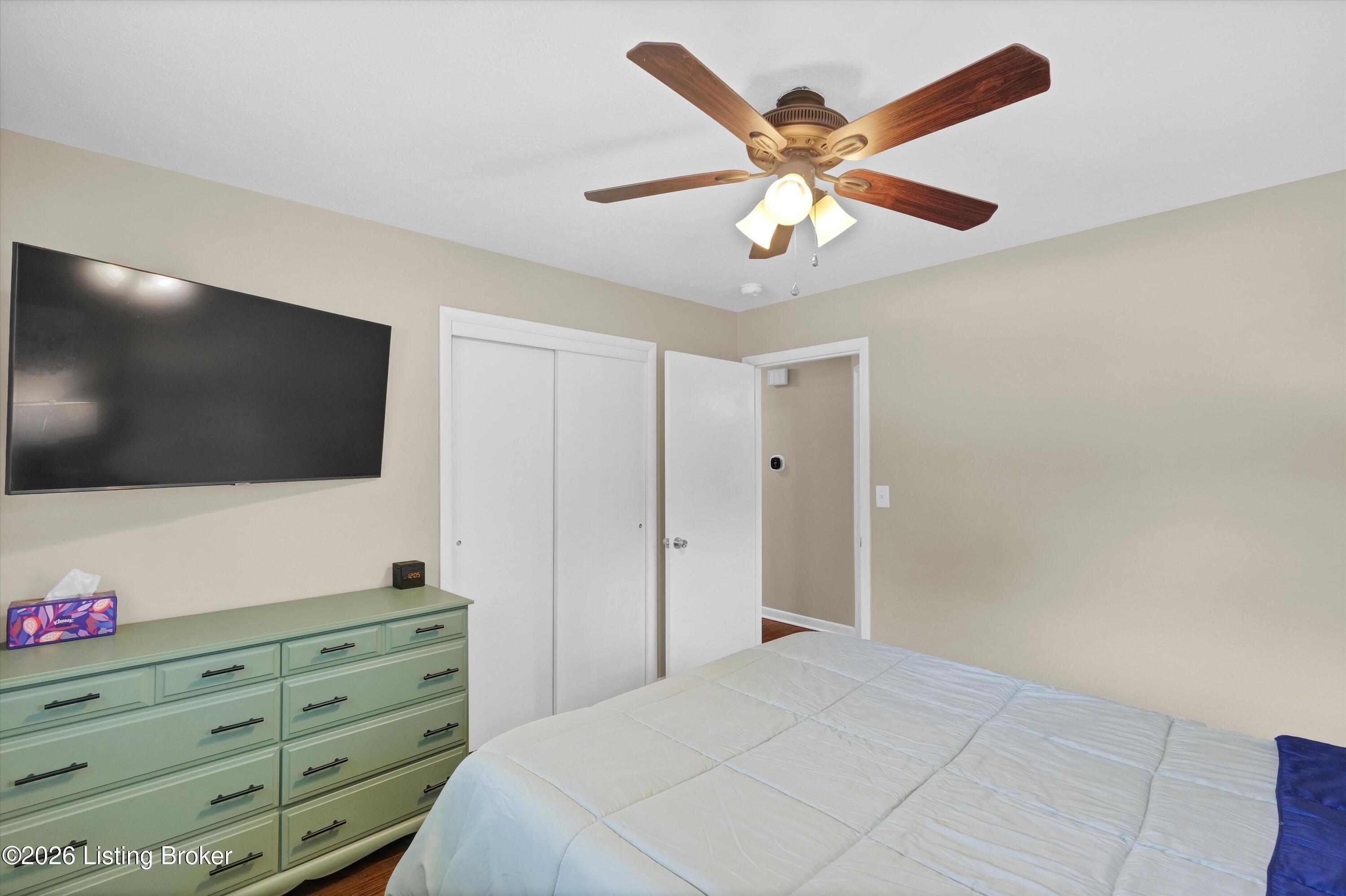 3300 Startan Ct Property Photo 16